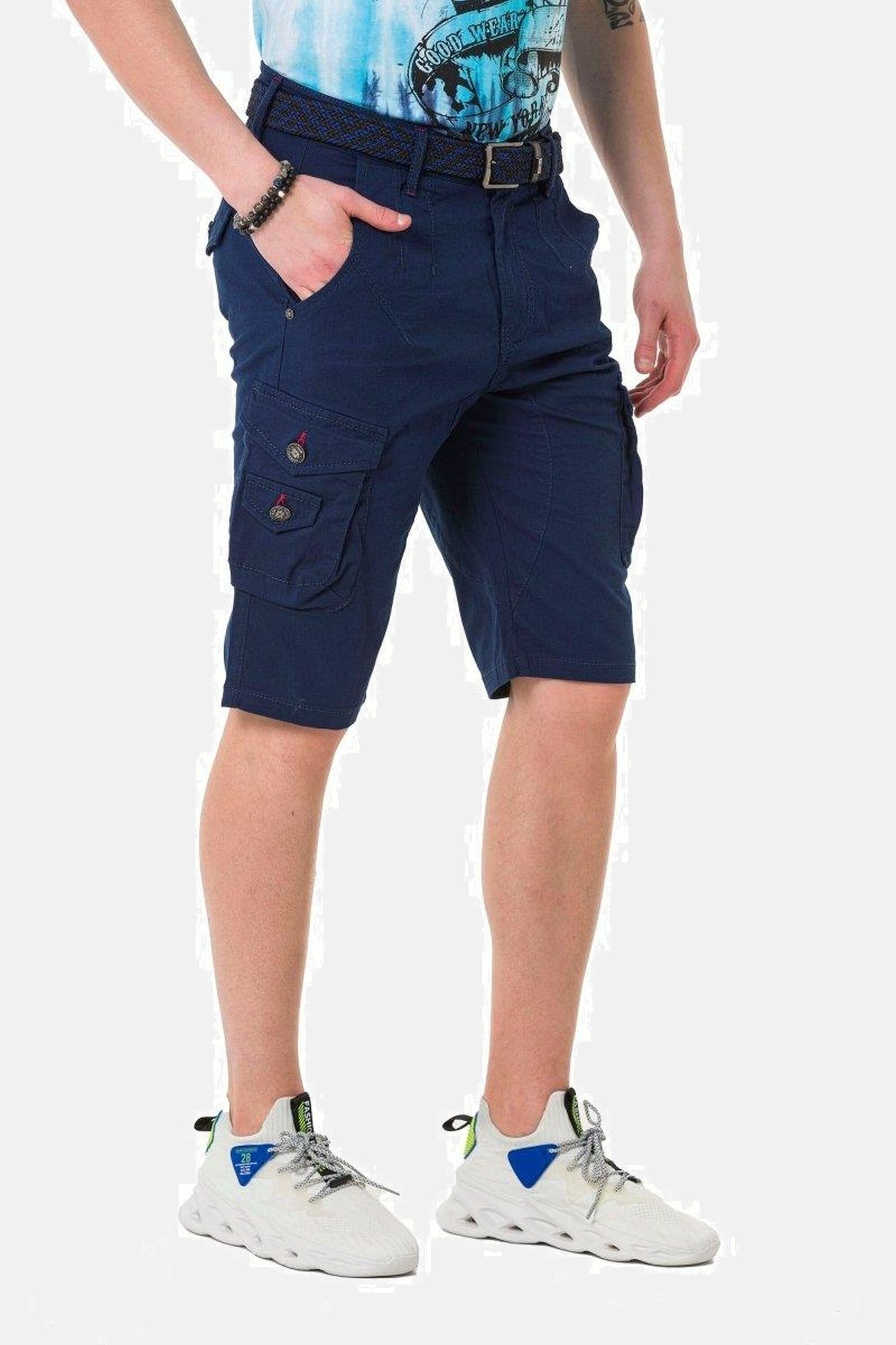 Cipo & Baxx Jeansbermudas »Bermuda & Short«, mit praktischen Beintaschen, CK265