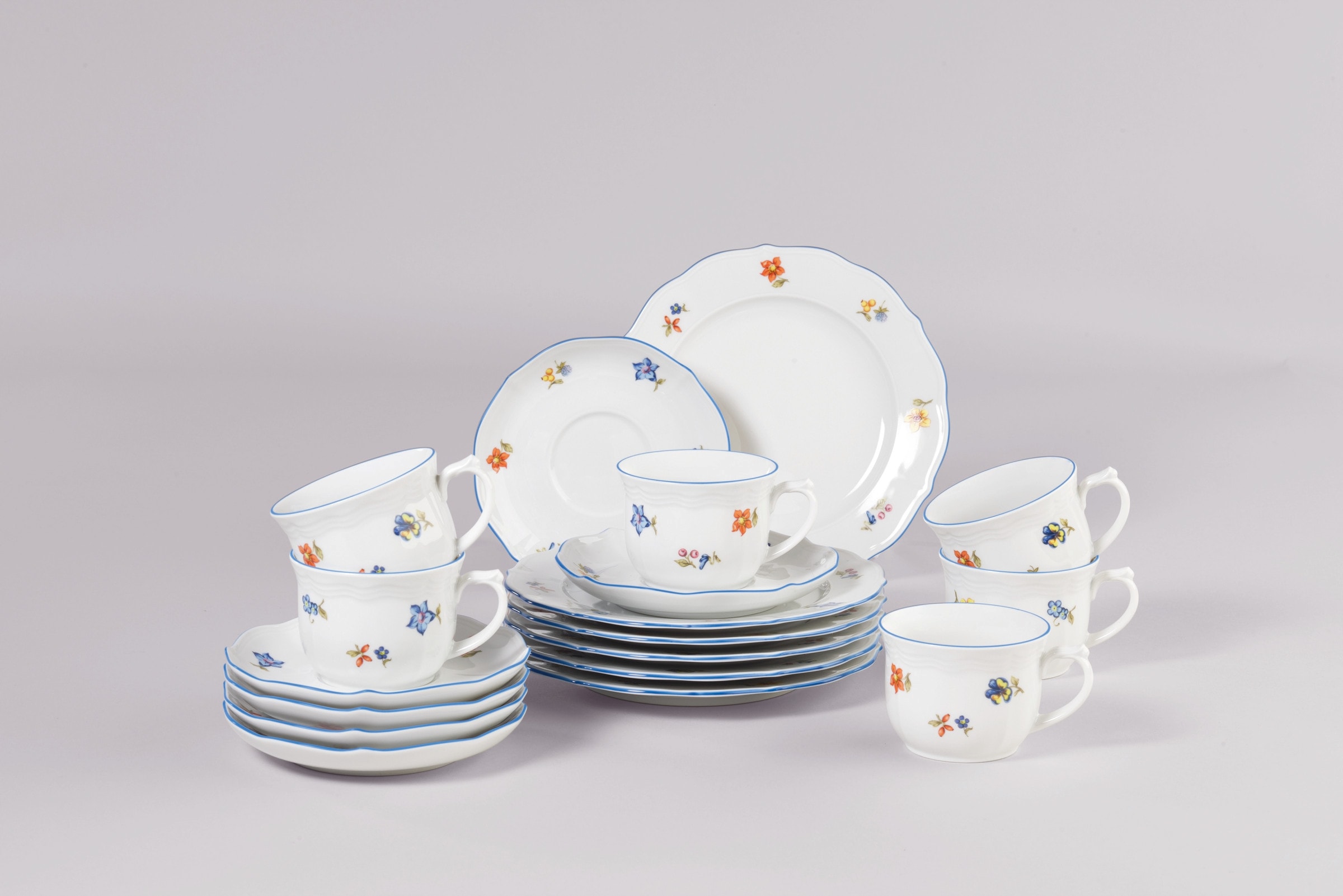 Seltmann Weiden Kaffeeservice »Geschirr-Set, Service Sonate Nostalgie«, (Set, 18 tlg.), Tassen, Untertassen, Teller, Made in Germany, 18 Teile, für 6 Personen
