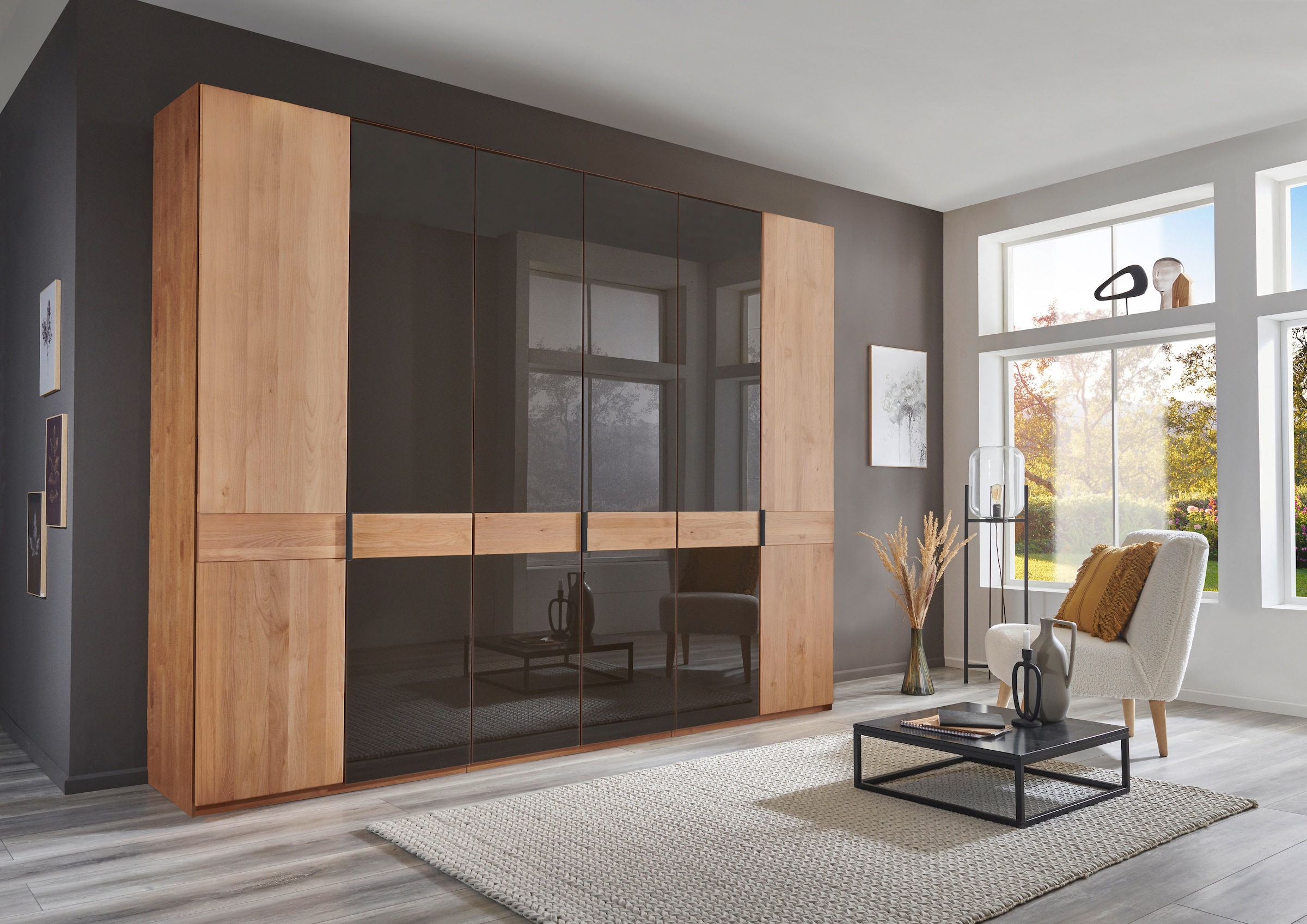 WIEMANN Kleiderschrank "Cardiff, Massivholztüren in Kombination mit Glas- oder Spiegeltüren" 4 Breiten, 2 Höhen 216/236cm auswählbar, hochwertiges Design in langlebiger Qualität, viel Stauraum