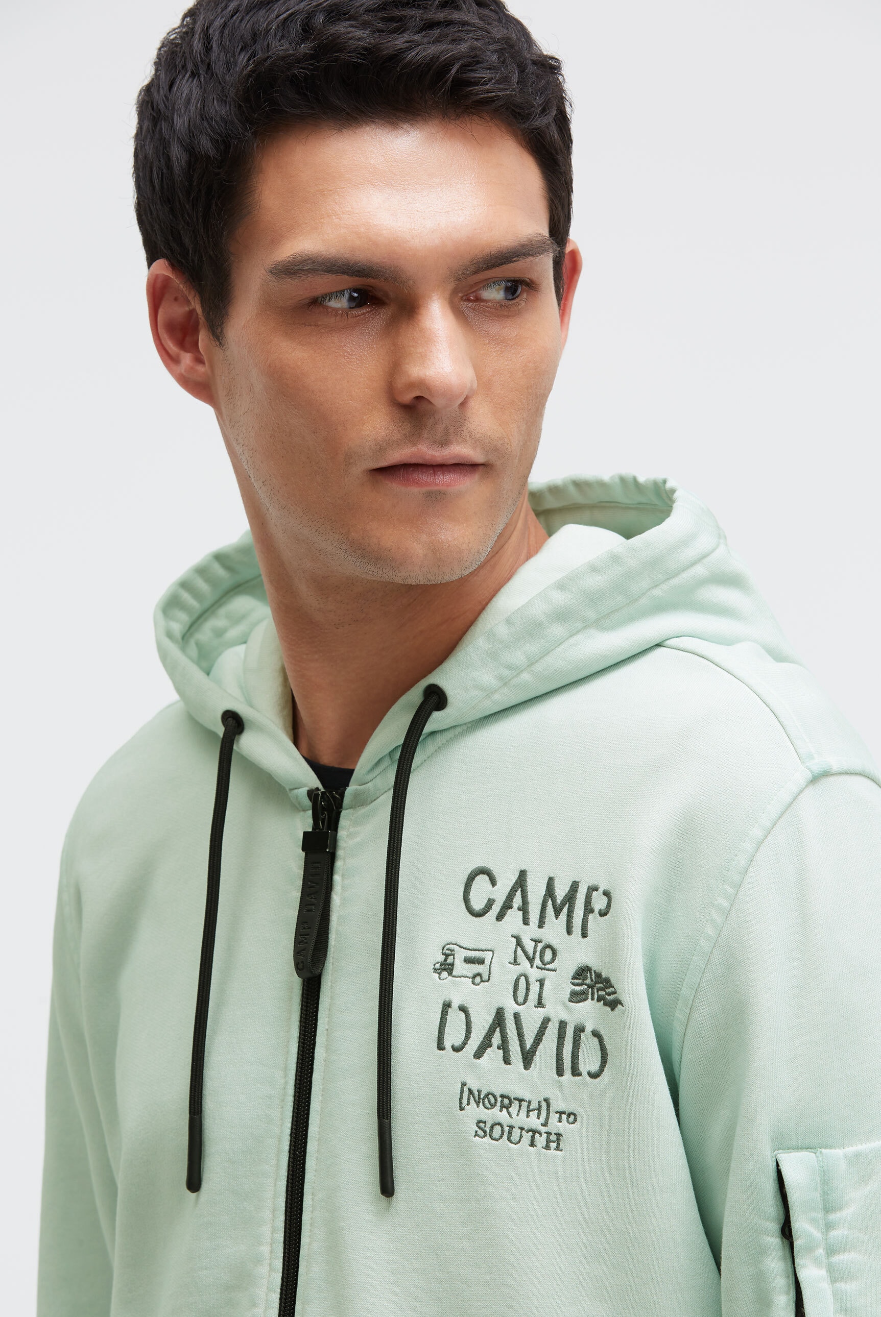CAMP DAVID Kapuzensweatjacke mit Ärmeltasche