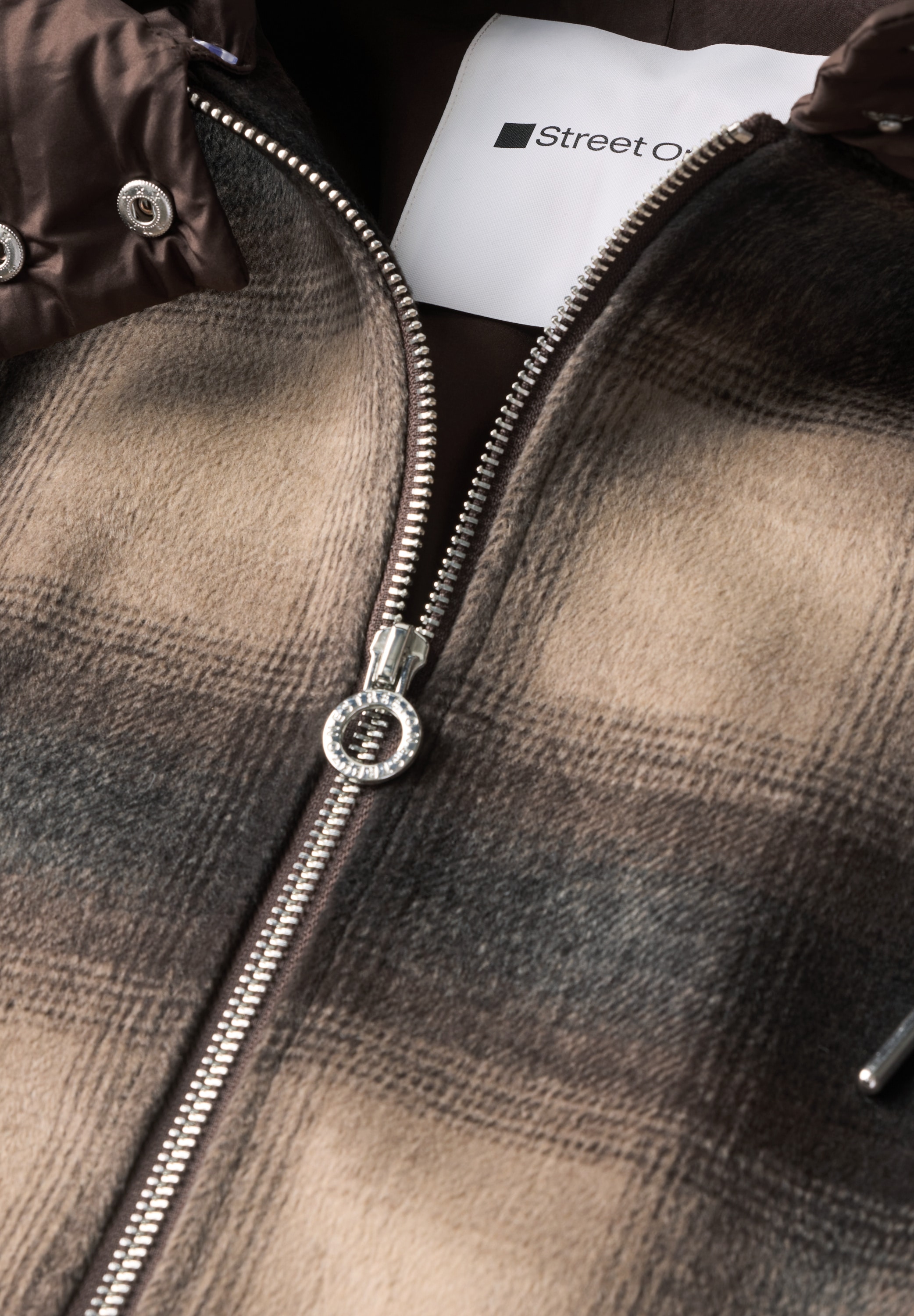 STREET ONE Kurzjacke mit Kapuze mit abnehmbarer Kapuze