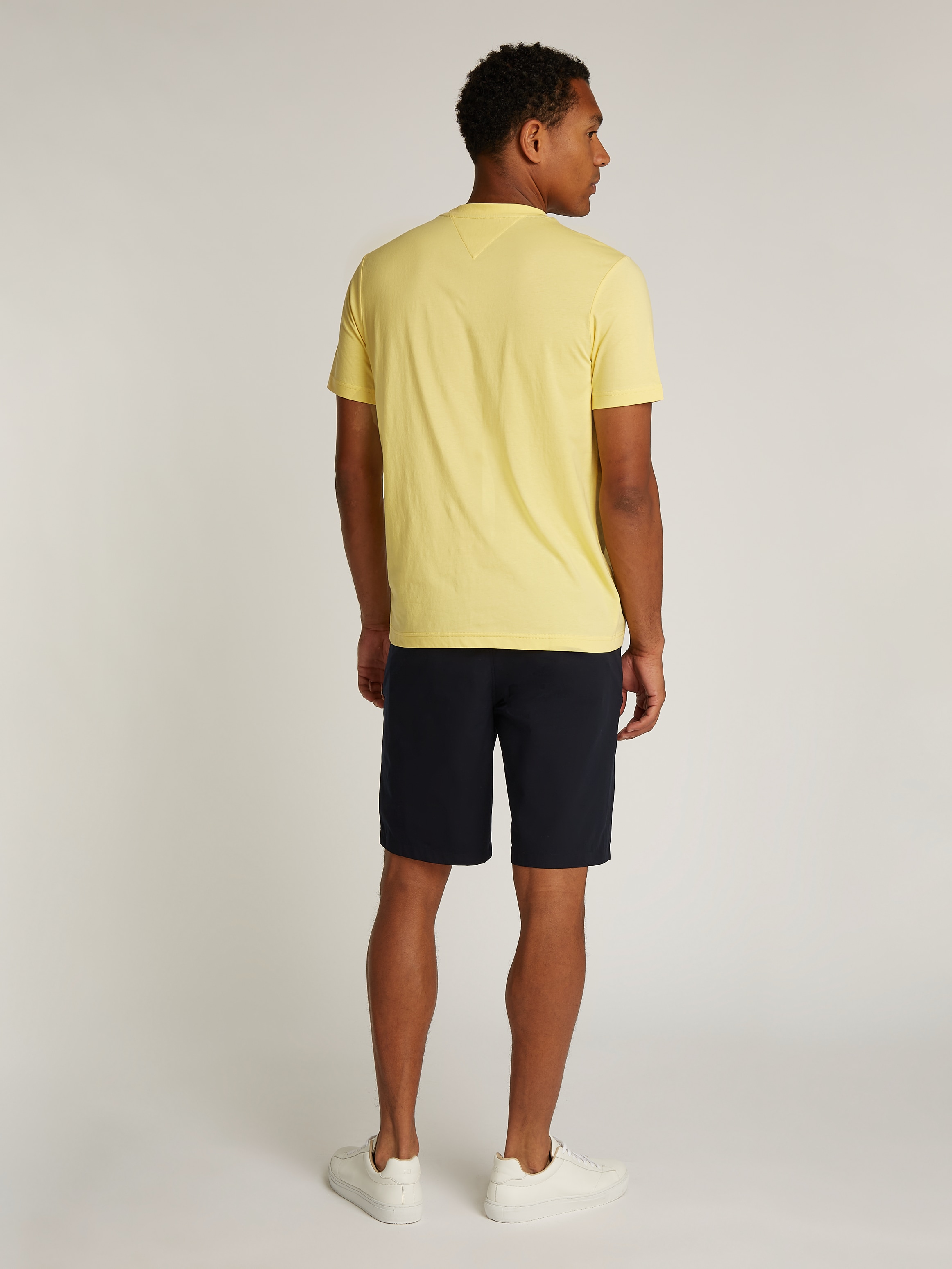 Tommy Hilfiger T-Shirt »HILFIGER CENTER STACK TEE«, mit großem Schriftprint