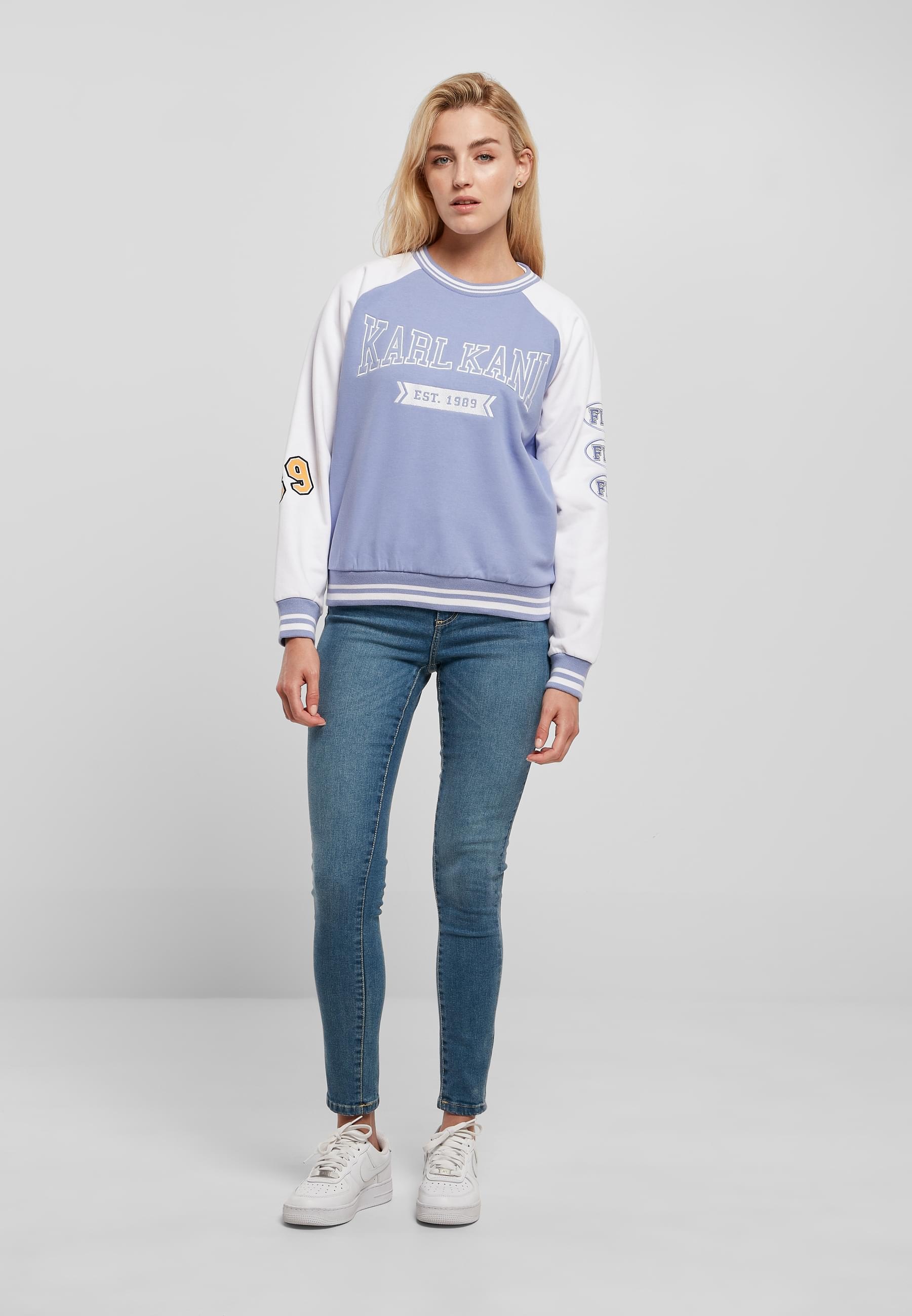 Karl Kani Sweater »Karl Kani Damen KW224-028-1KK Small Signature Block College«, (1 tlg.)