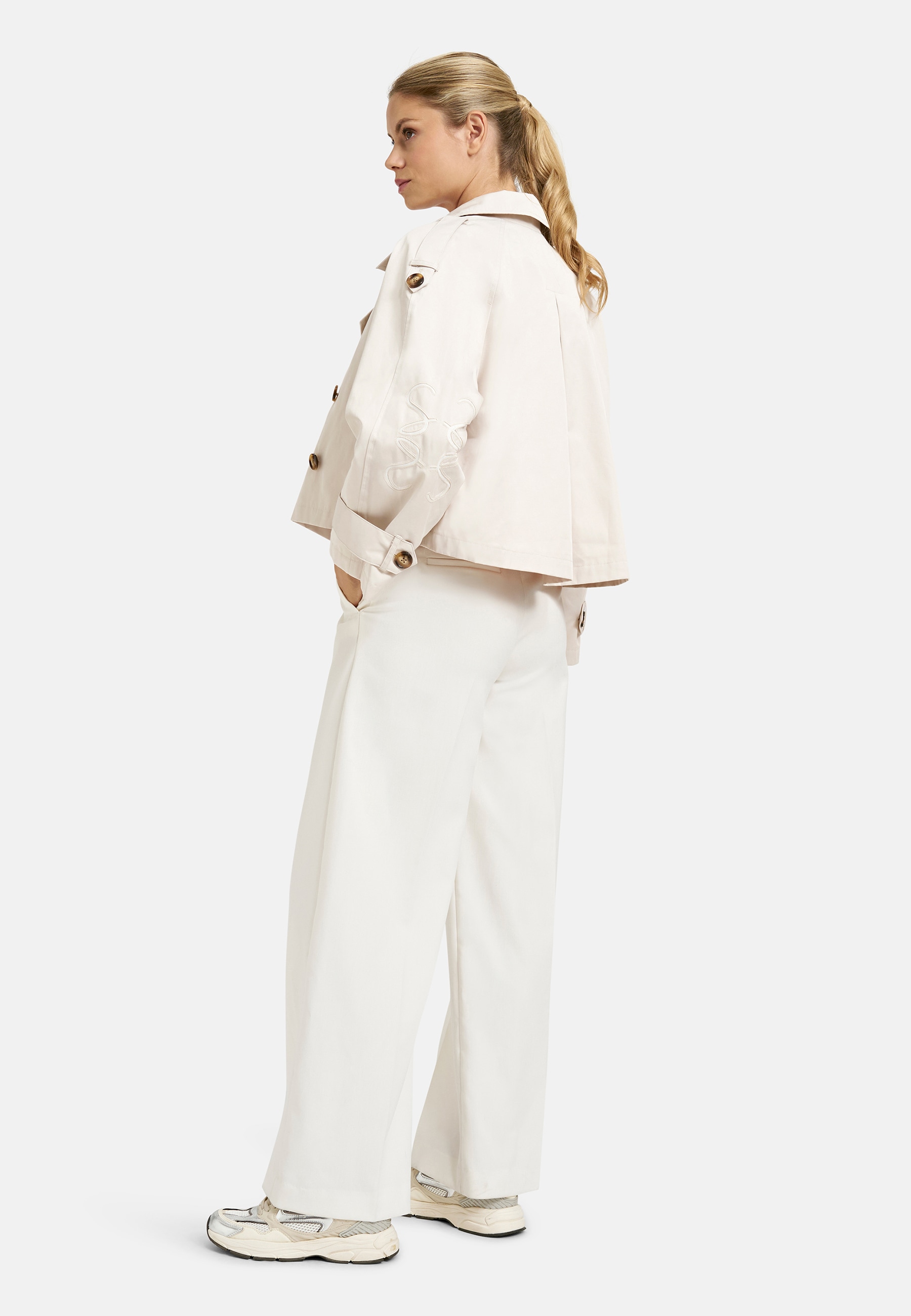 Smith & Soul Kurzjacke ohne Kapuze mit Stickerei