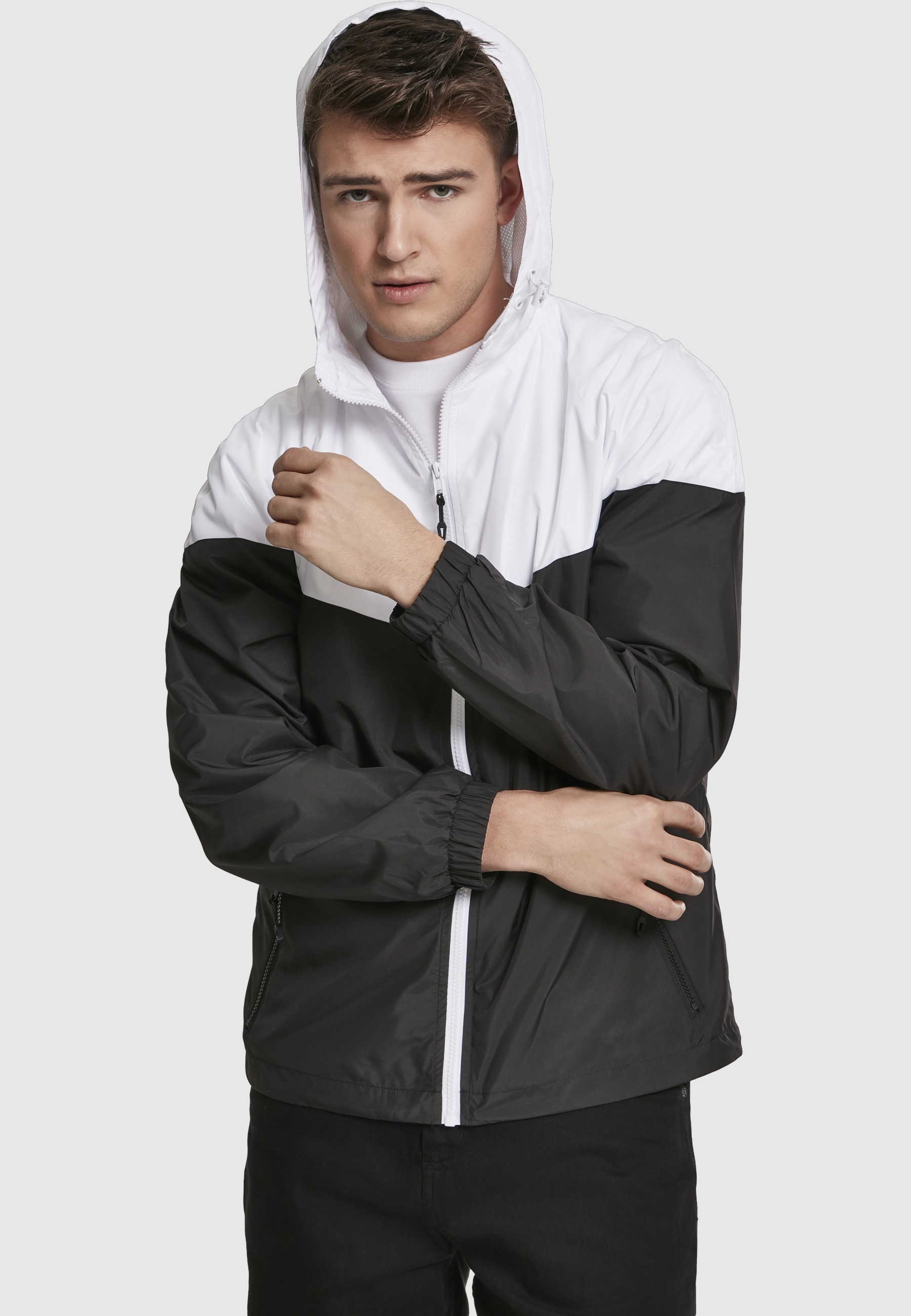URBAN CLASSICS Allwetterjacke »Urban Classics Herren 2-Tone Tech Windrunner« 1 Stk. tlg. mit Kapuze