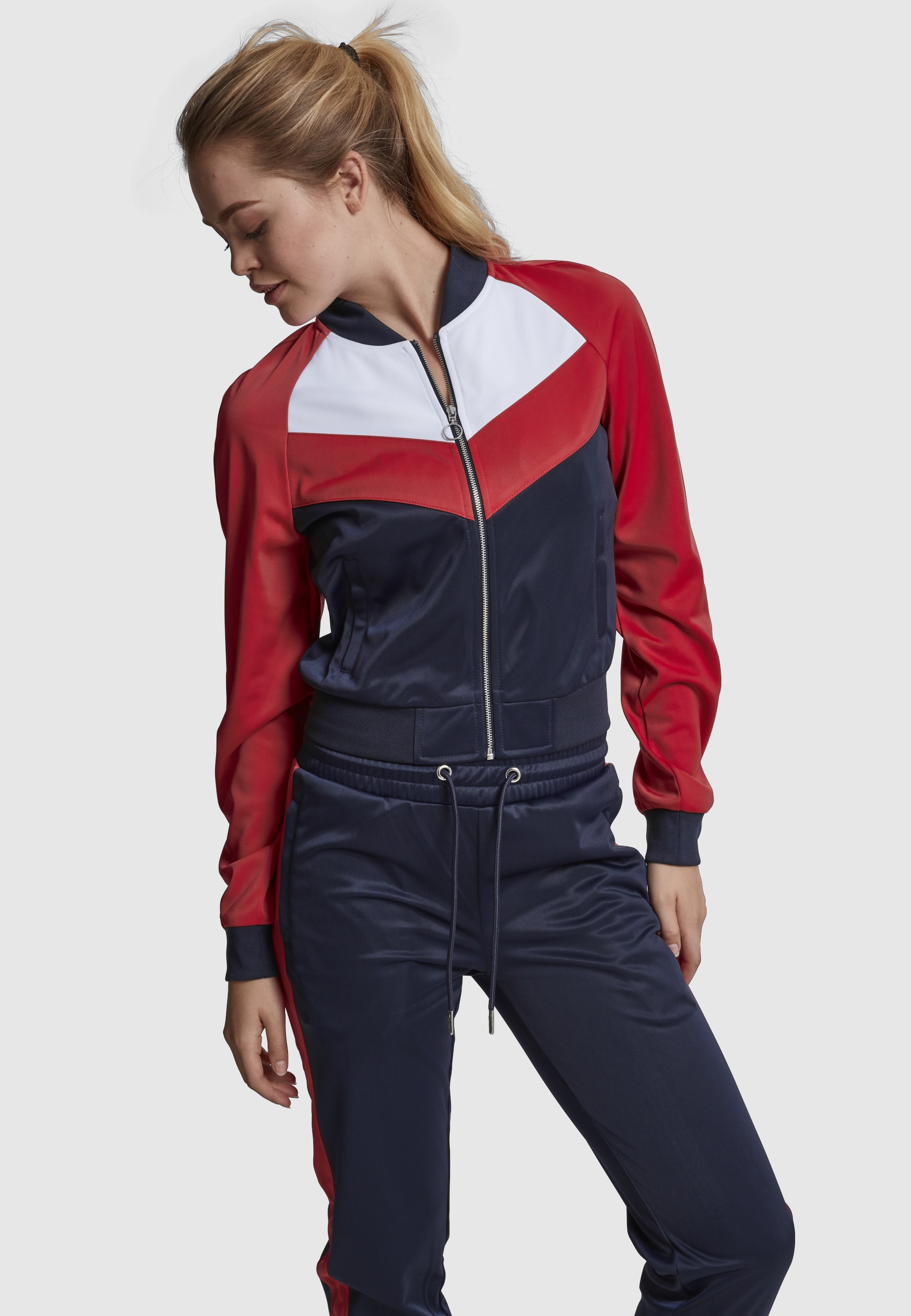 URBAN CLASSICS Allwetterjacke »Urban Classics Damen Ladies Short Raglan Track Jacket« 1 Stk. tlg. ohne Kapuze