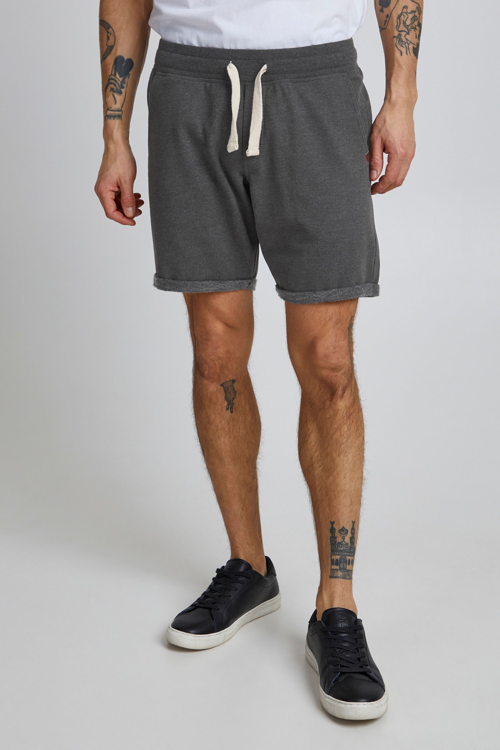Blend Sweatshorts "BHTimo" Kurze Hose mit fixierten Saumkanten am Bein günstig online kaufen