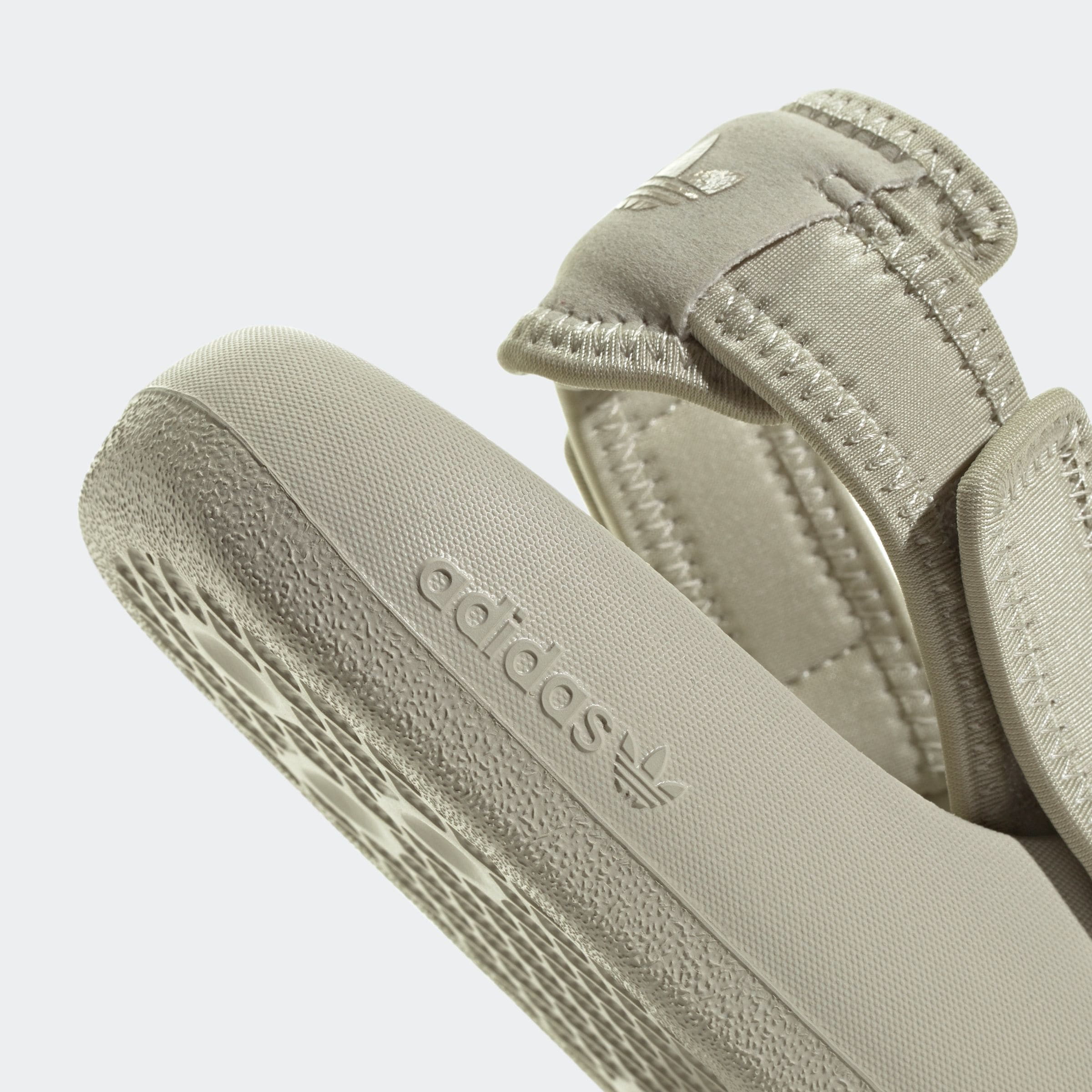 adidas Originals Badesandale »ADIFOM KIDS ADILETTE«