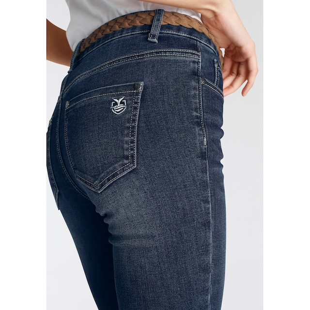 DELMAO Slim-fit-Jeans, (Set, 2 tlg., mit Gürtel), mit modischem  Flechtgürtel ---NEUE MARKE! für kaufen | BAUR