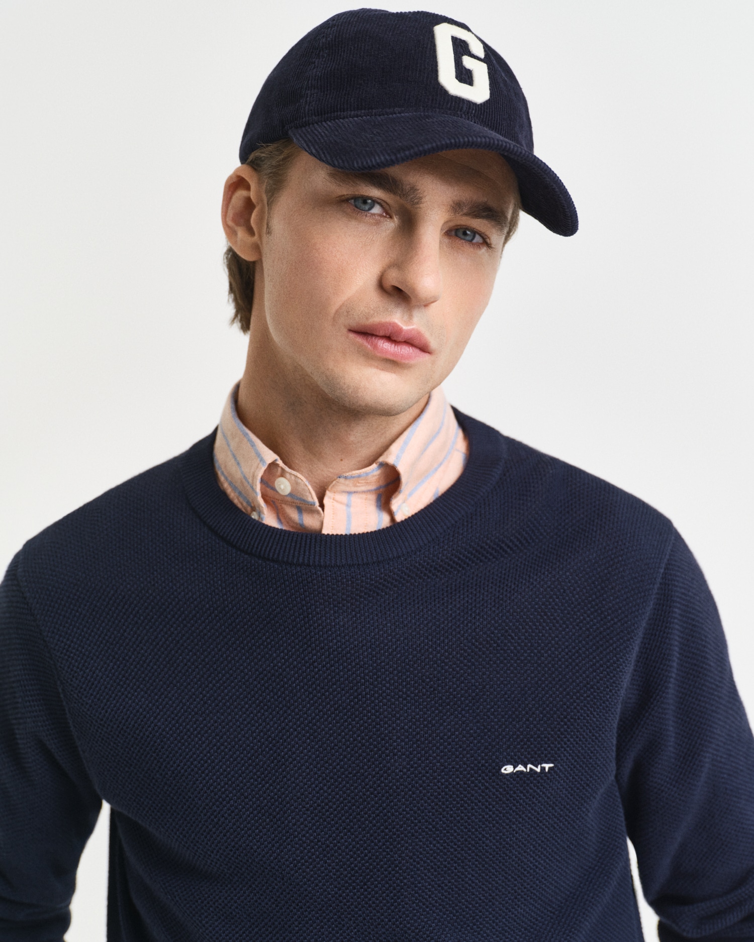 Gant Rundhalspullover »COTTON PIQUE C-NECK«, mit Logostickerei auf der Brust