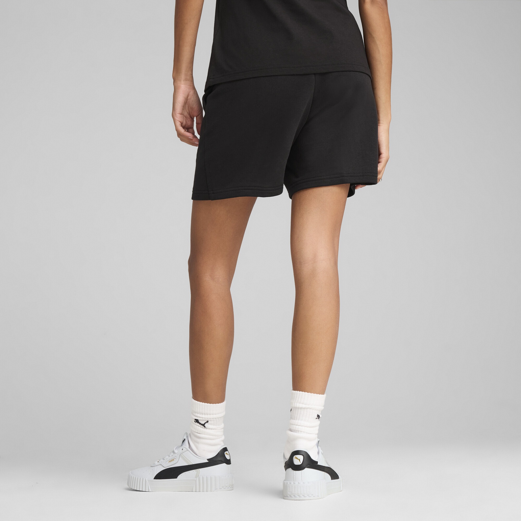 PUMA Sporthose »ESS SCRIPT 5" Hochgeschnittene Shorts Damen«