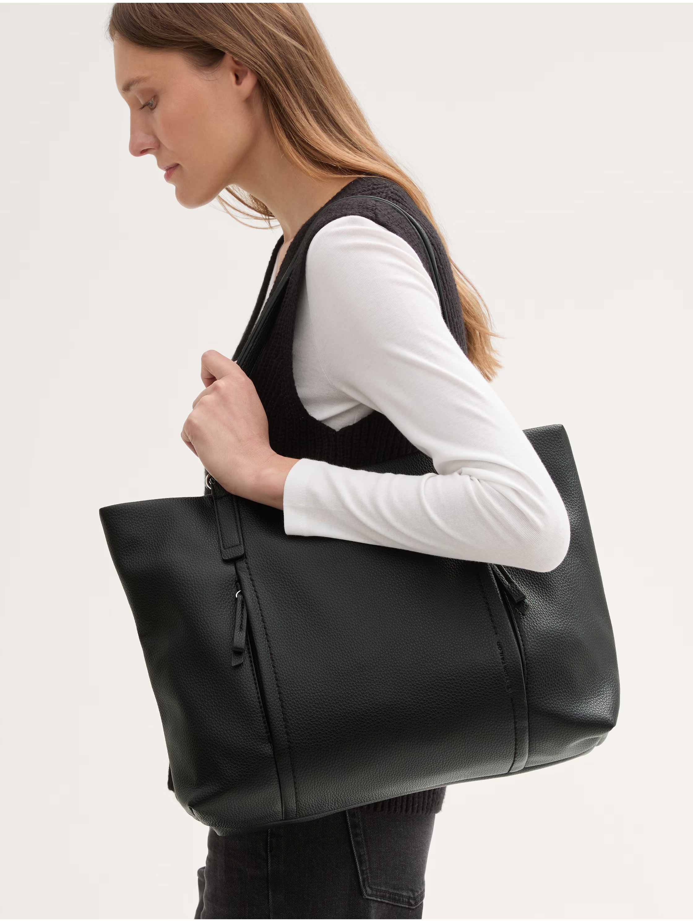 TOM TAILOR Shopper "Beca" aus hochwertigem Kunstleder mit funktionalen Deta günstig online kaufen