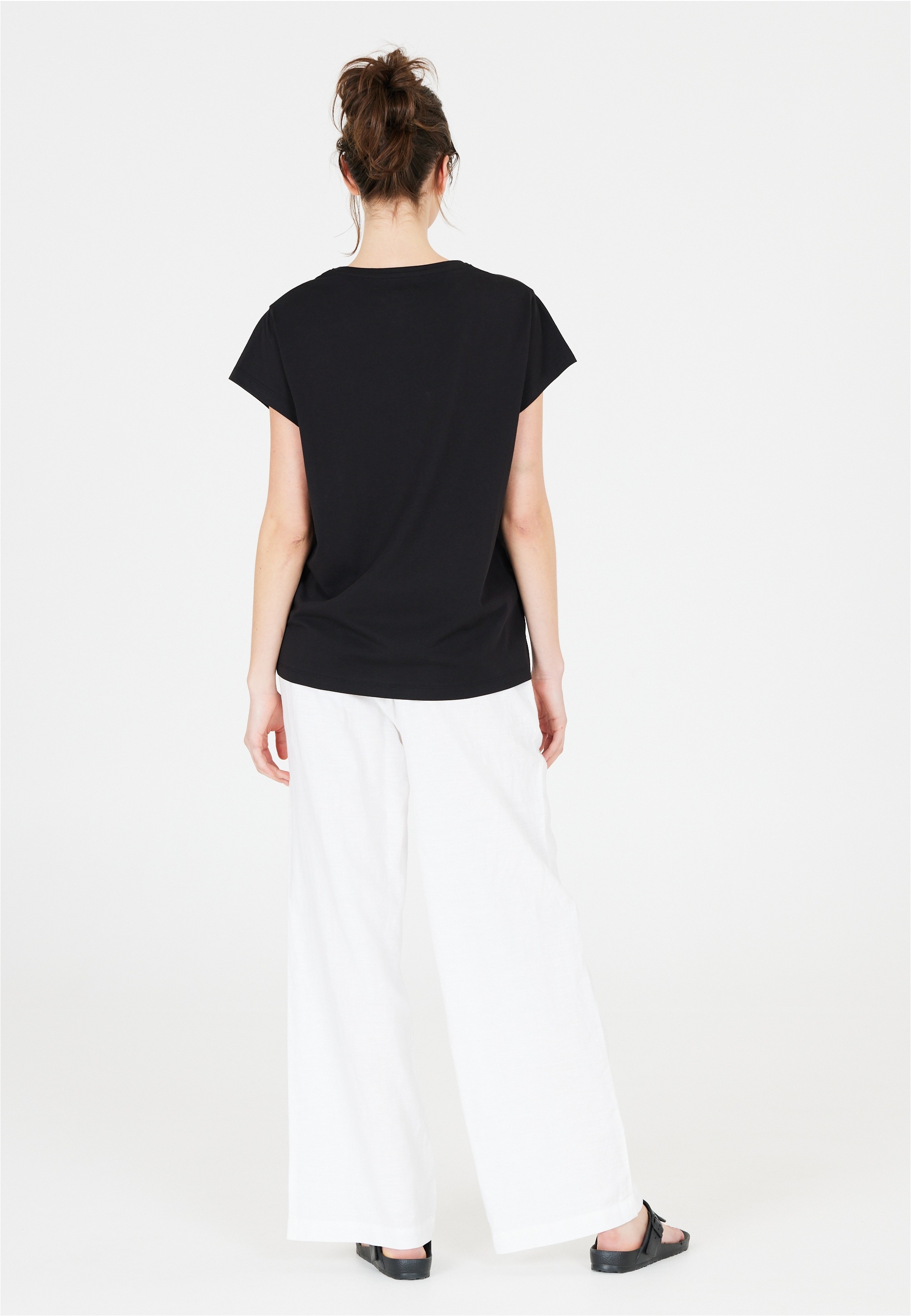 CRUZ Funktionsshirt »Highmore«, im smarten Basic-Look aus reiner Baumwolle