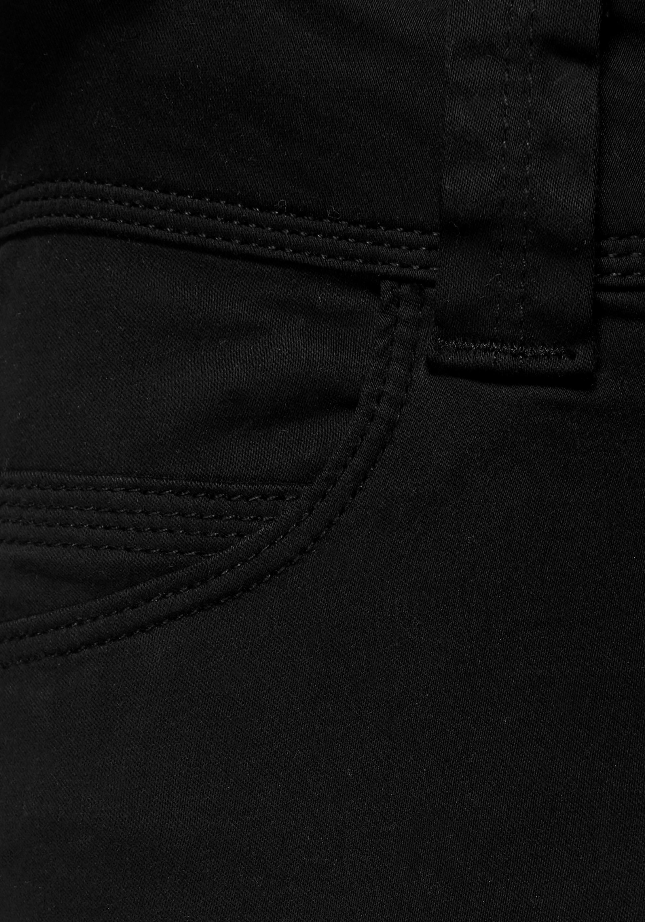 Black Friday Pepe Jeans Regular-fit-Jeans »VENUS«, mit Badge | BAUR