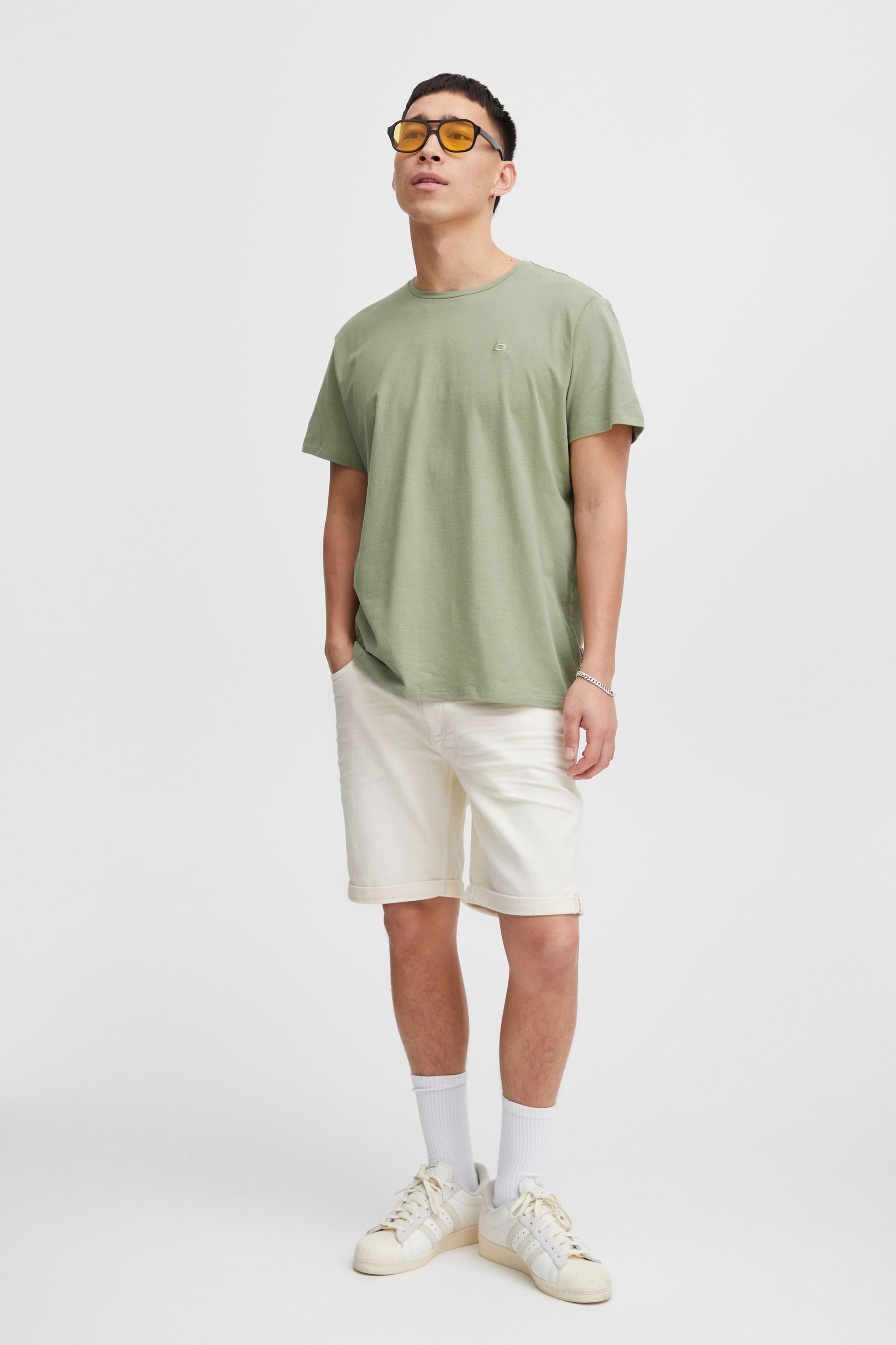 Jeansshorts BLEND "BHJogg", Herren, Gr. XXL, US-Größen, cloud cream, Denim/Jeans, 85% Baumwolle, 13% Polyester, 2% Elasthan, unifarben, regular fit kurz, Jeans Jeansshorts, Stilvolle 5-Pocket-Jeansshorts 5