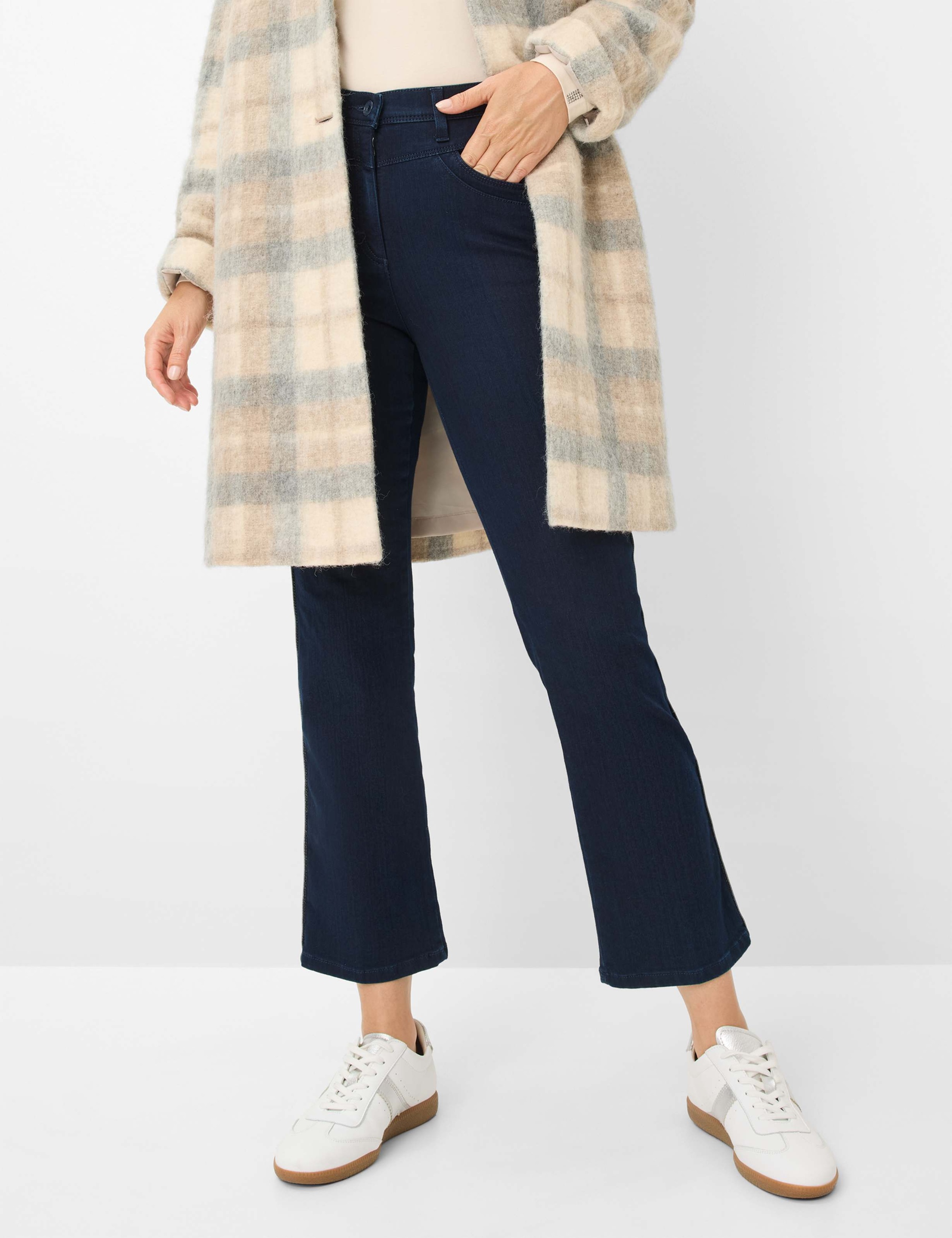 RAPHAELA by BRAX 5-Pocket-Jeans "Style LAURA KICK" günstig online kaufen