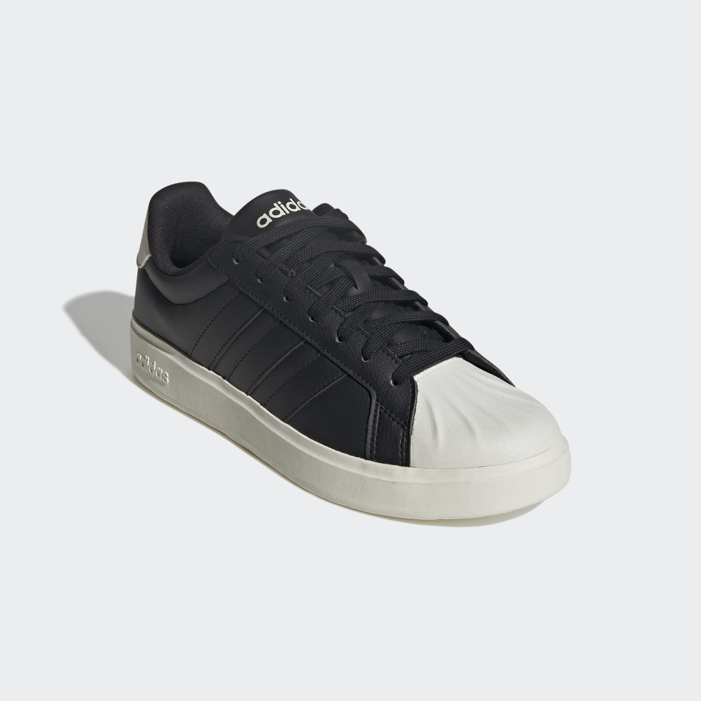 adidas Sportswear "STREETTALK" inspiriert vom Design des adidas Superstar