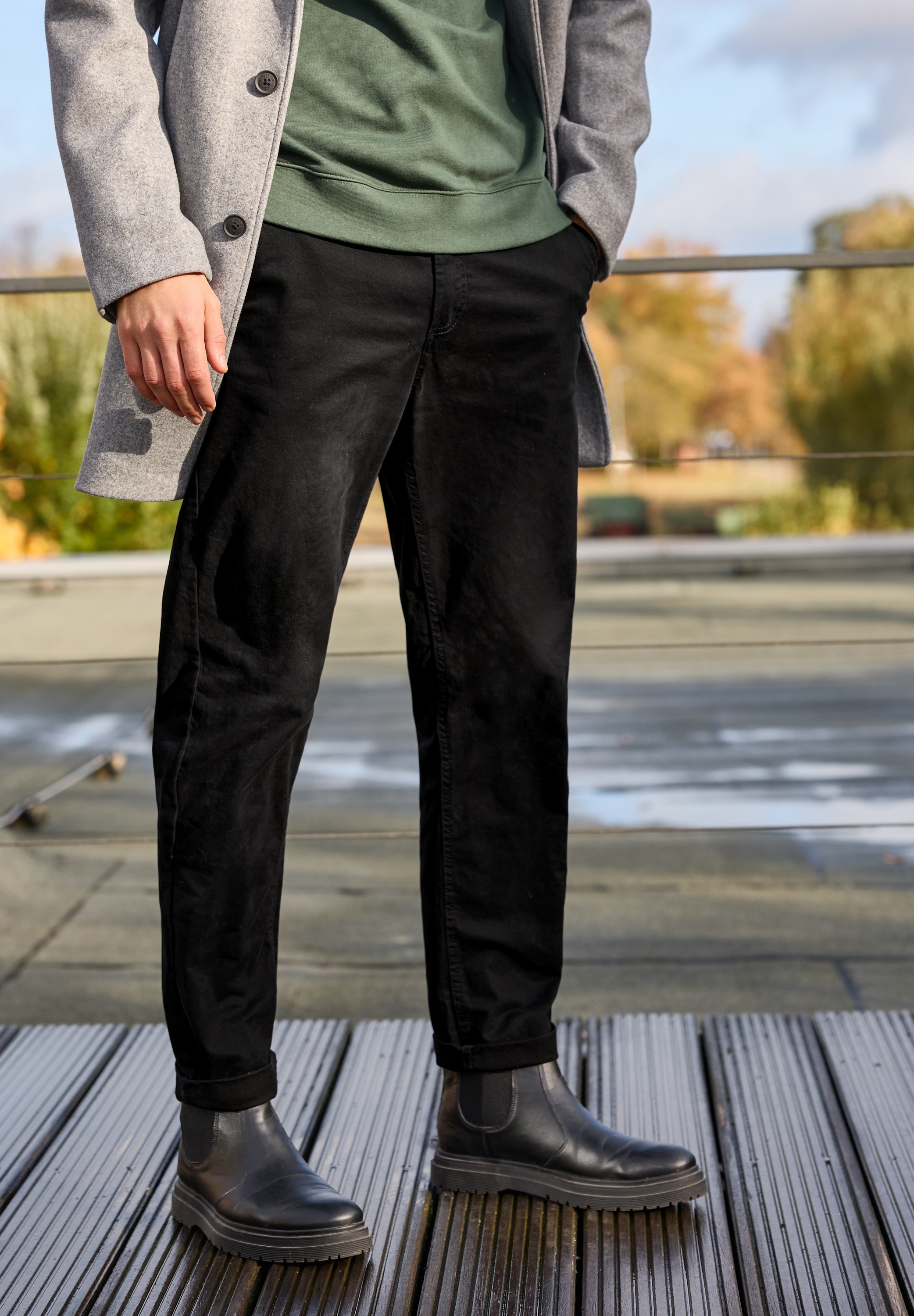 STREET ONE MEN Chinohose  aus Baumwolle mit Stretchanteil