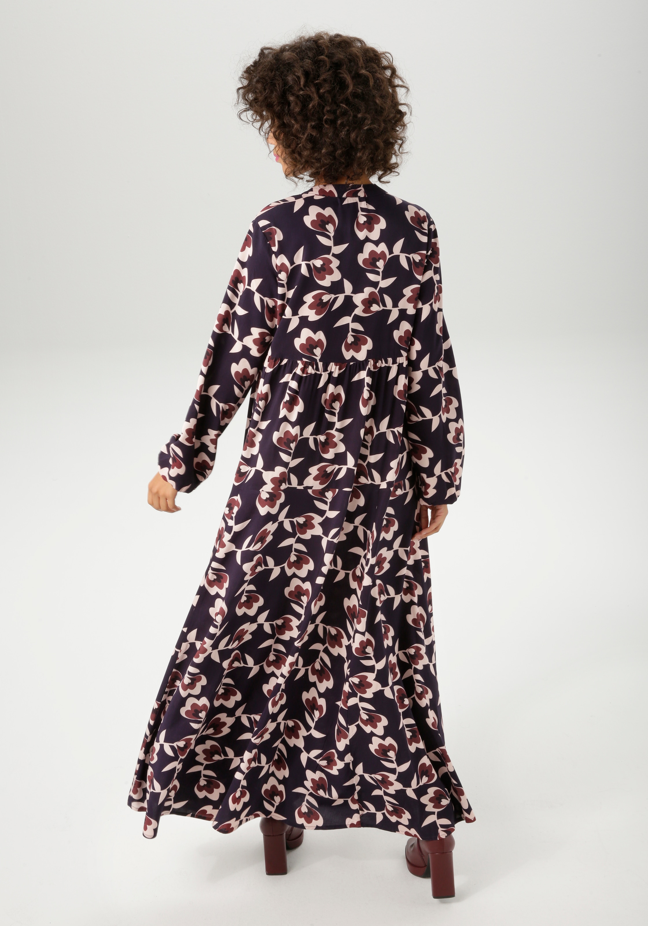 Aniston CASUAL Maxikleid, mit grafischen Blumen bedruckt- jedes Teil ein Unikat- NEUE KOLLEKTION
