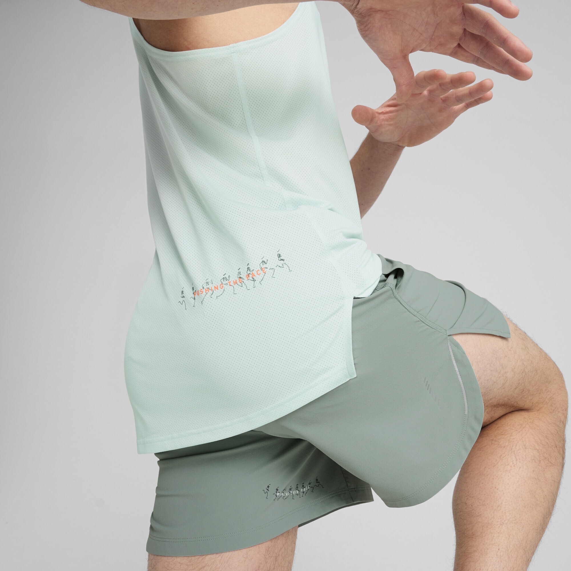 PUMA Laufshirt »Grafik Mesh Laufshirt Herren«