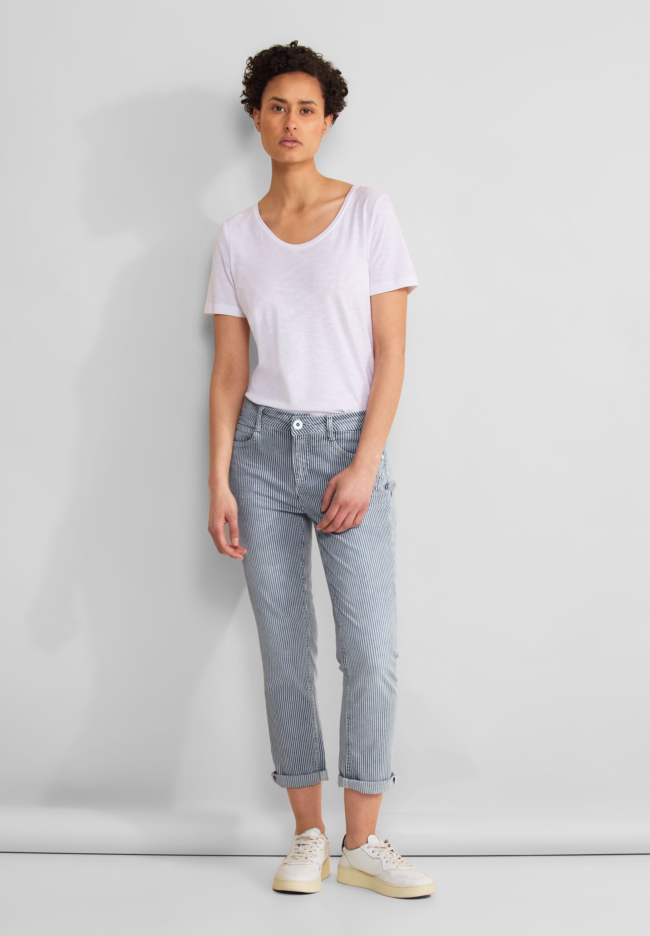 STREET ONE Gerade Jeans, Middle Waist