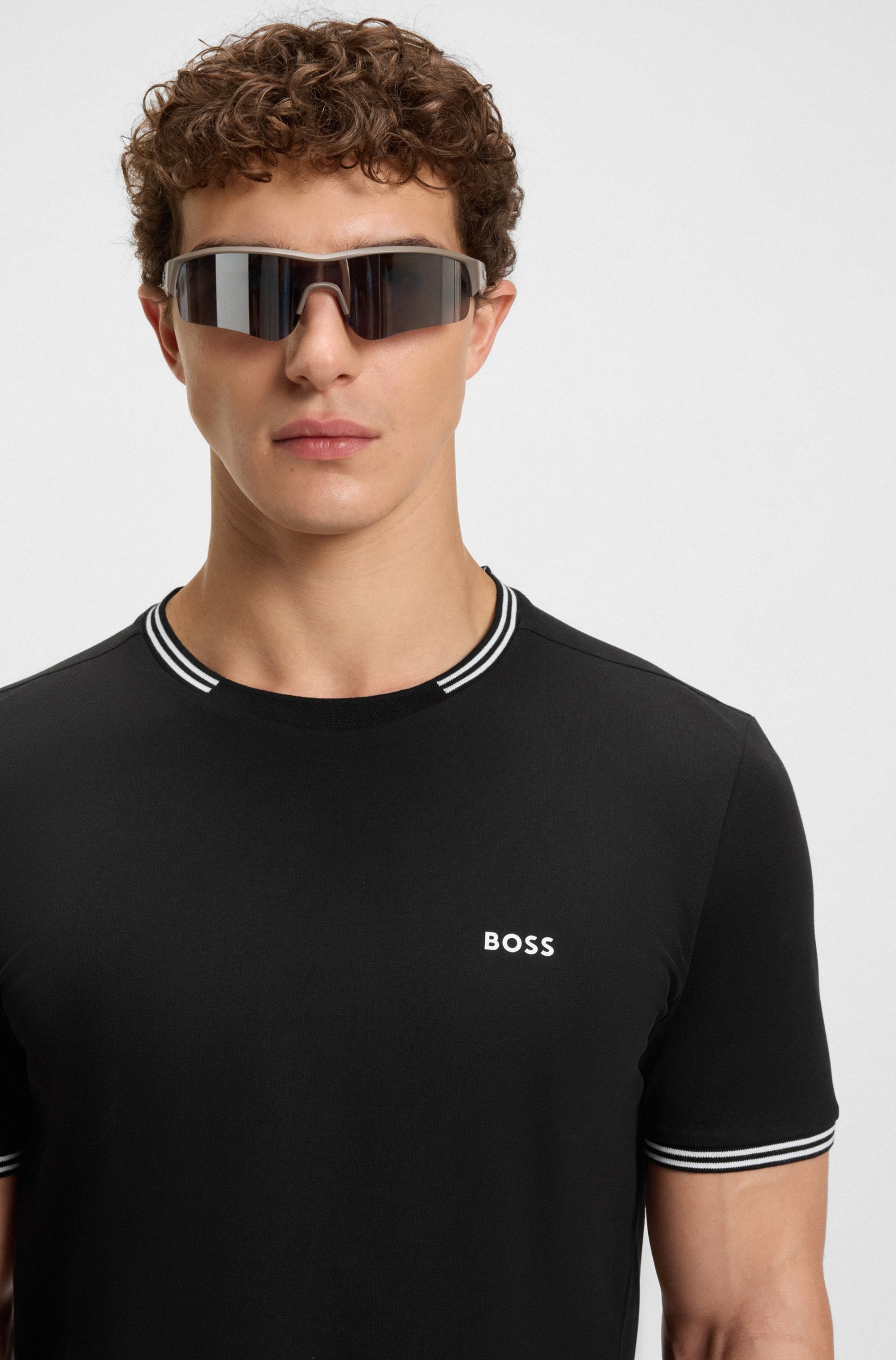 BOSS GREEN T-Shirt »Taul«, mit kontrastfarbenen Streifendetails