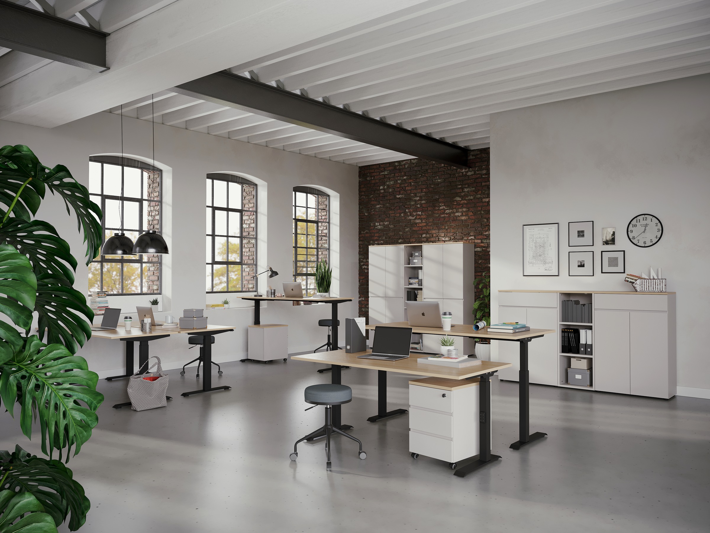 GERMANIA Schreibtisch »Lissabon« Fußgestell aus Metall mit nivellierbaren Gleiter