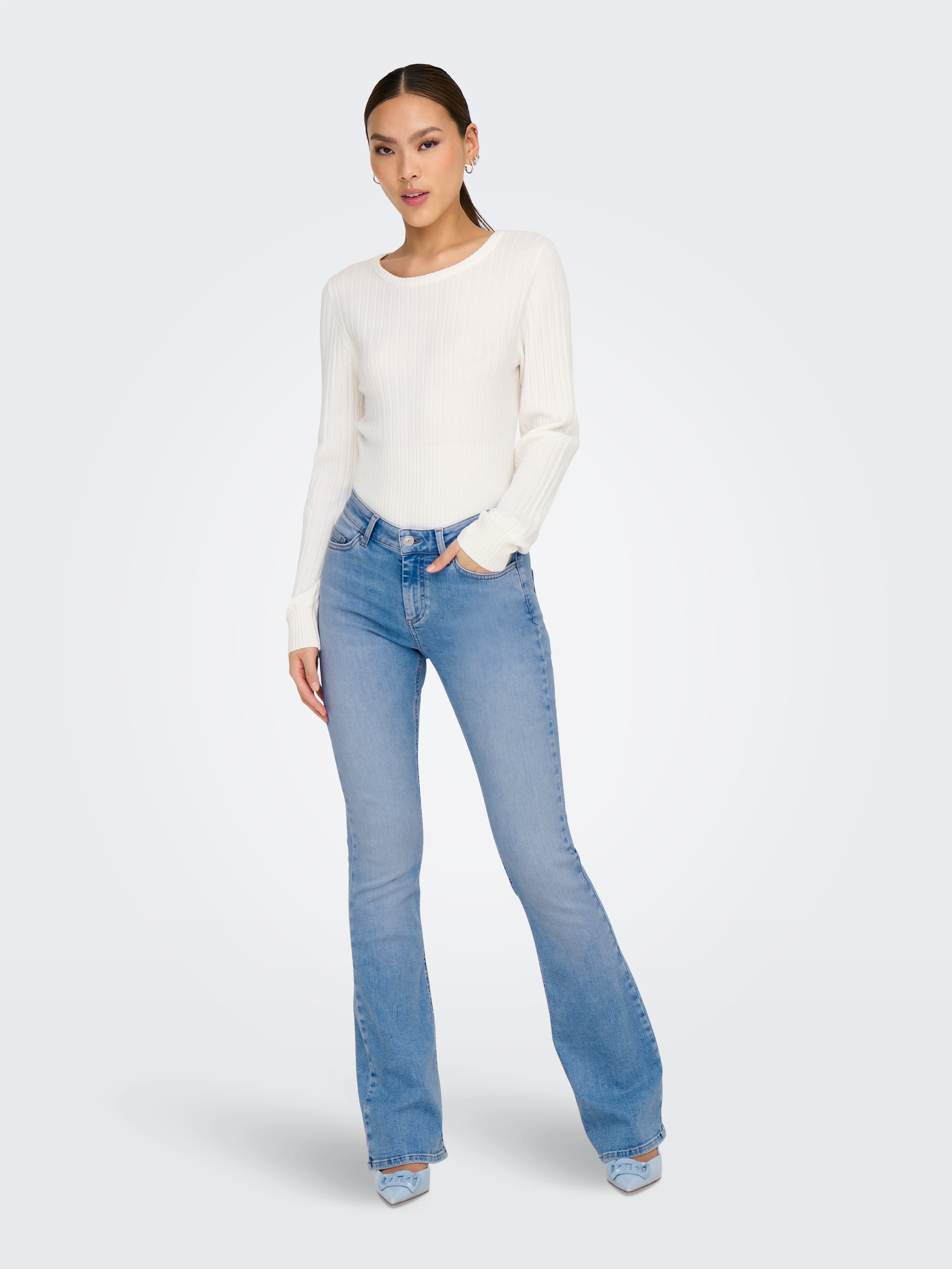 ONLY Bootcut-Jeans »ONLBLUSH MID FLARED DNM TAI198 NOOS«