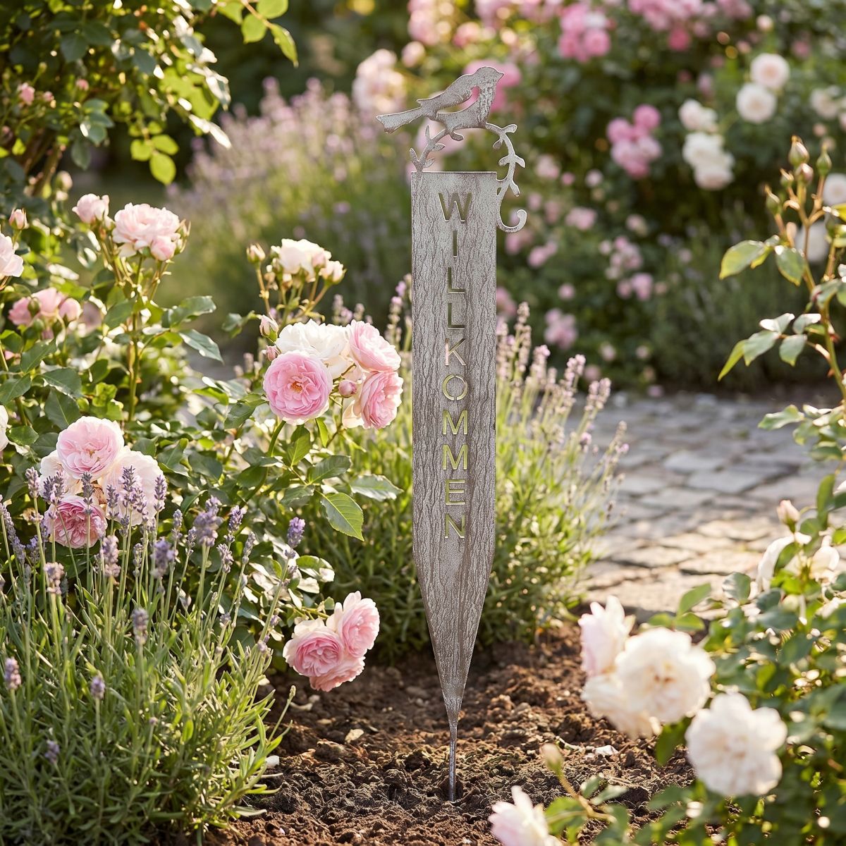 Ambiente Haus Gartenstecker "Willkommen (H) 70cm" mit Vogel und Schriftzug für Außenbereich