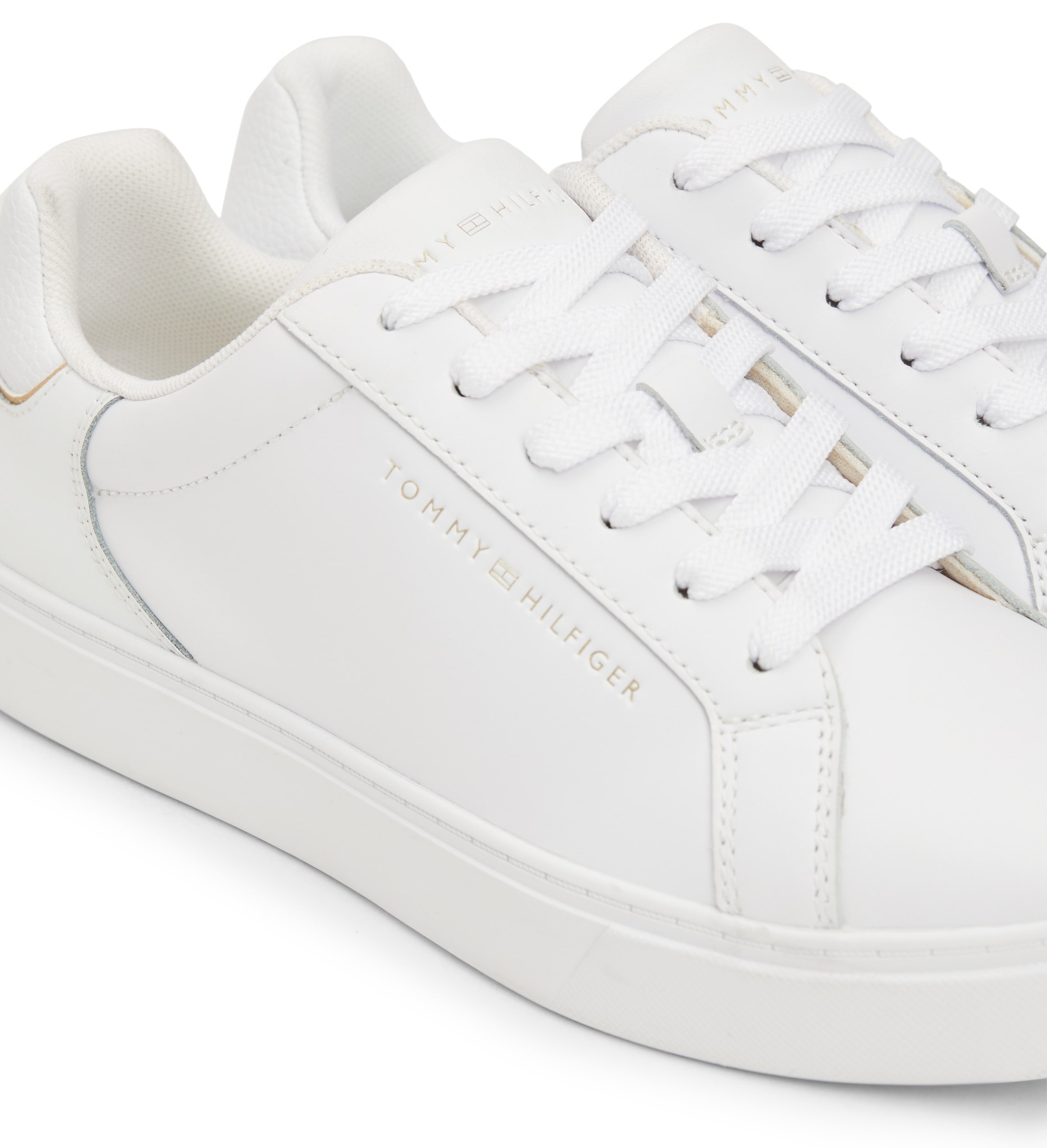 Tommy Hilfiger Plateausneaker "ESSENTIAL COURT SNEAKER", Freizeitschuh, Hal günstig online kaufen