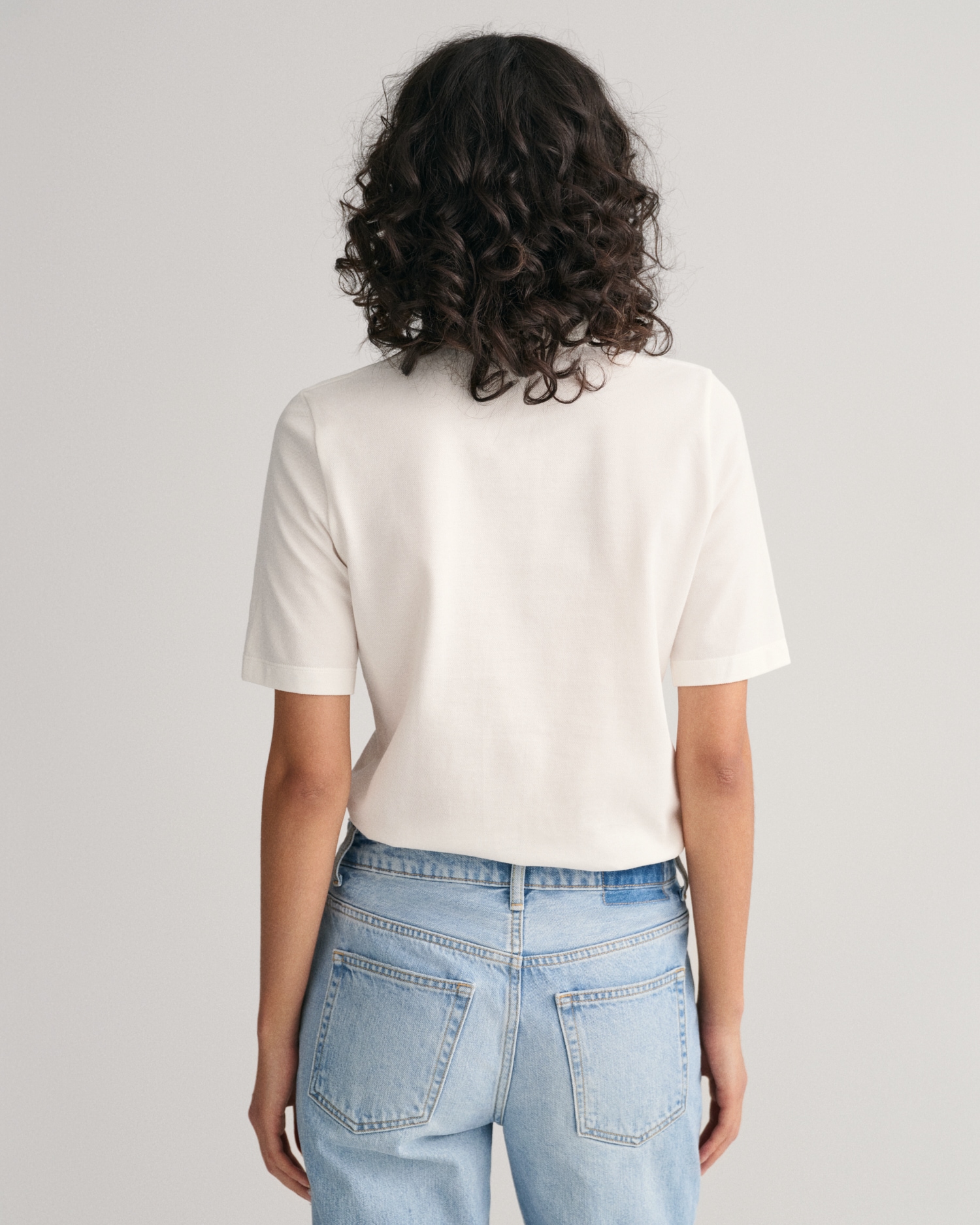 Gant Poloshirt »SLIM SHIELD KA PIQUE POLO«, mit grafischer Logostickerei auf der Brust
