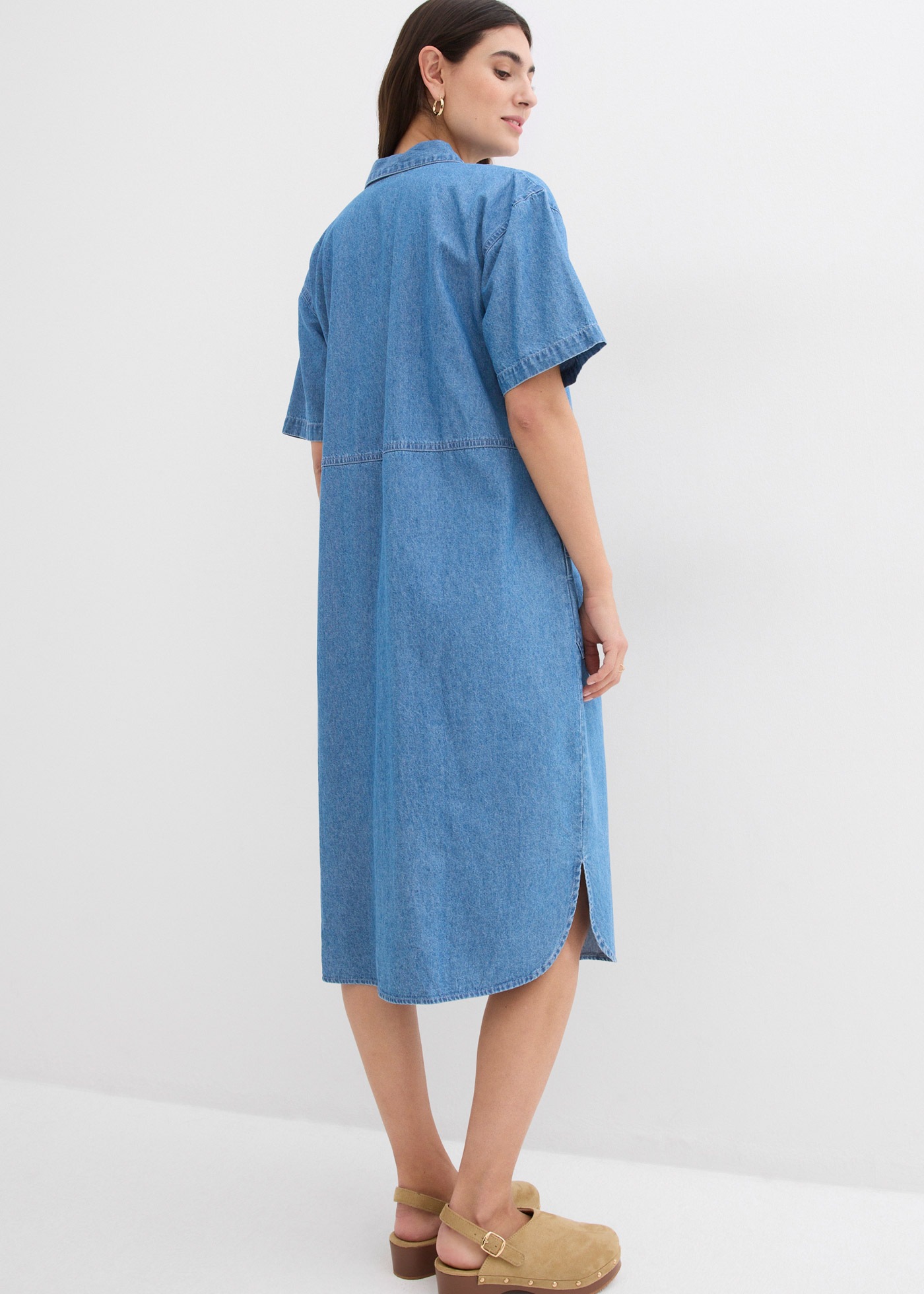 bonprix Jeanskleid "Jeanskleid, Oversized" 2 Stk. tlg. Brusttasche für läss günstig online kaufen