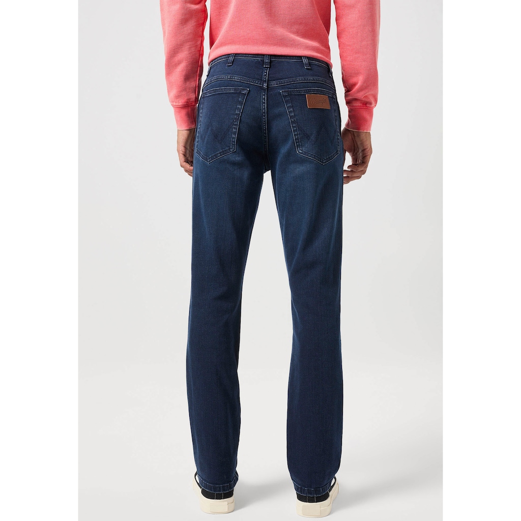 Wrangler 5-Pocket-Jeans »TEXAS SLIM FREE TO STRETCH«, Free to stretch material