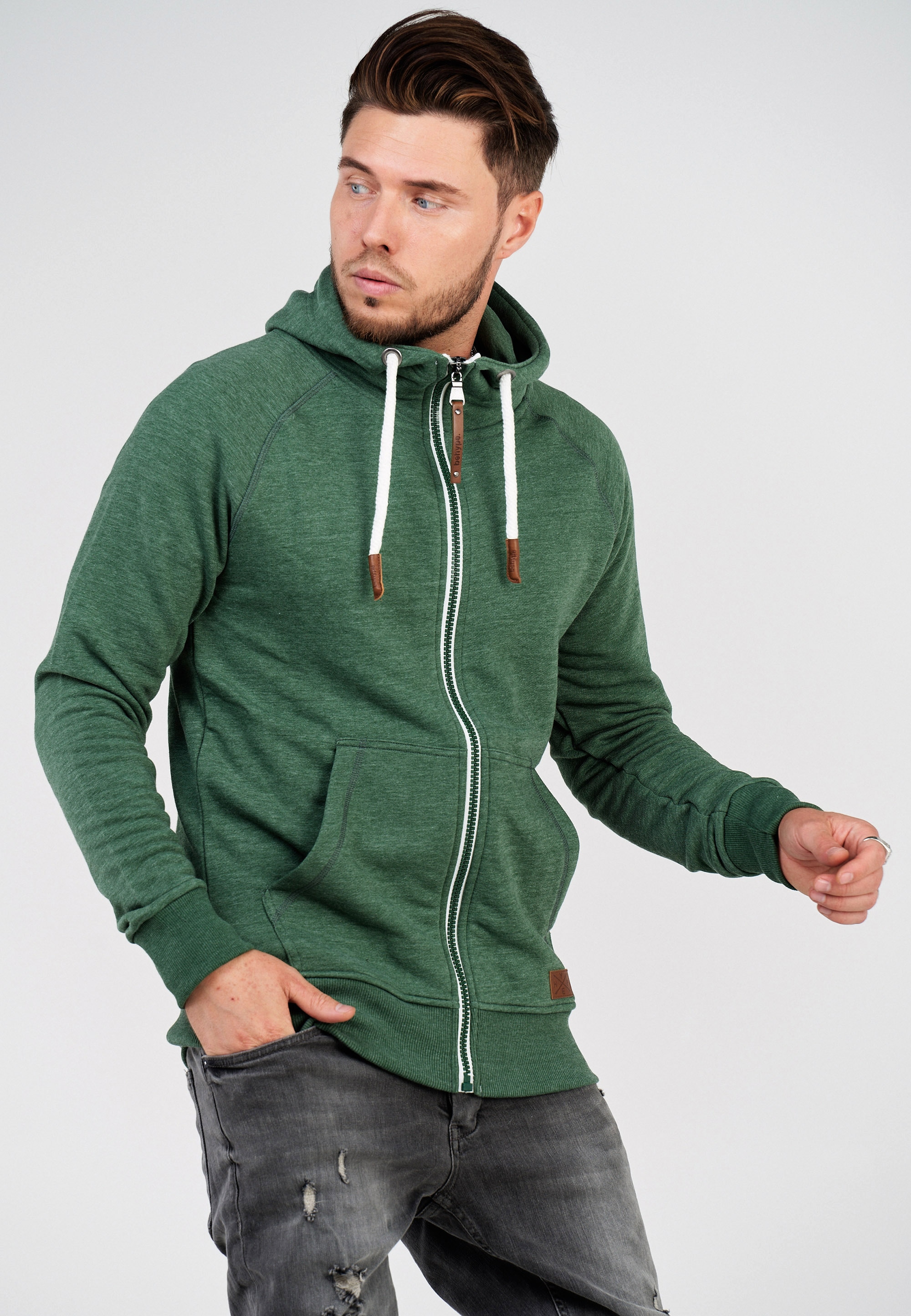 behype Kapuzensweatshirt "SWANTON", mit praktischer Kapuze