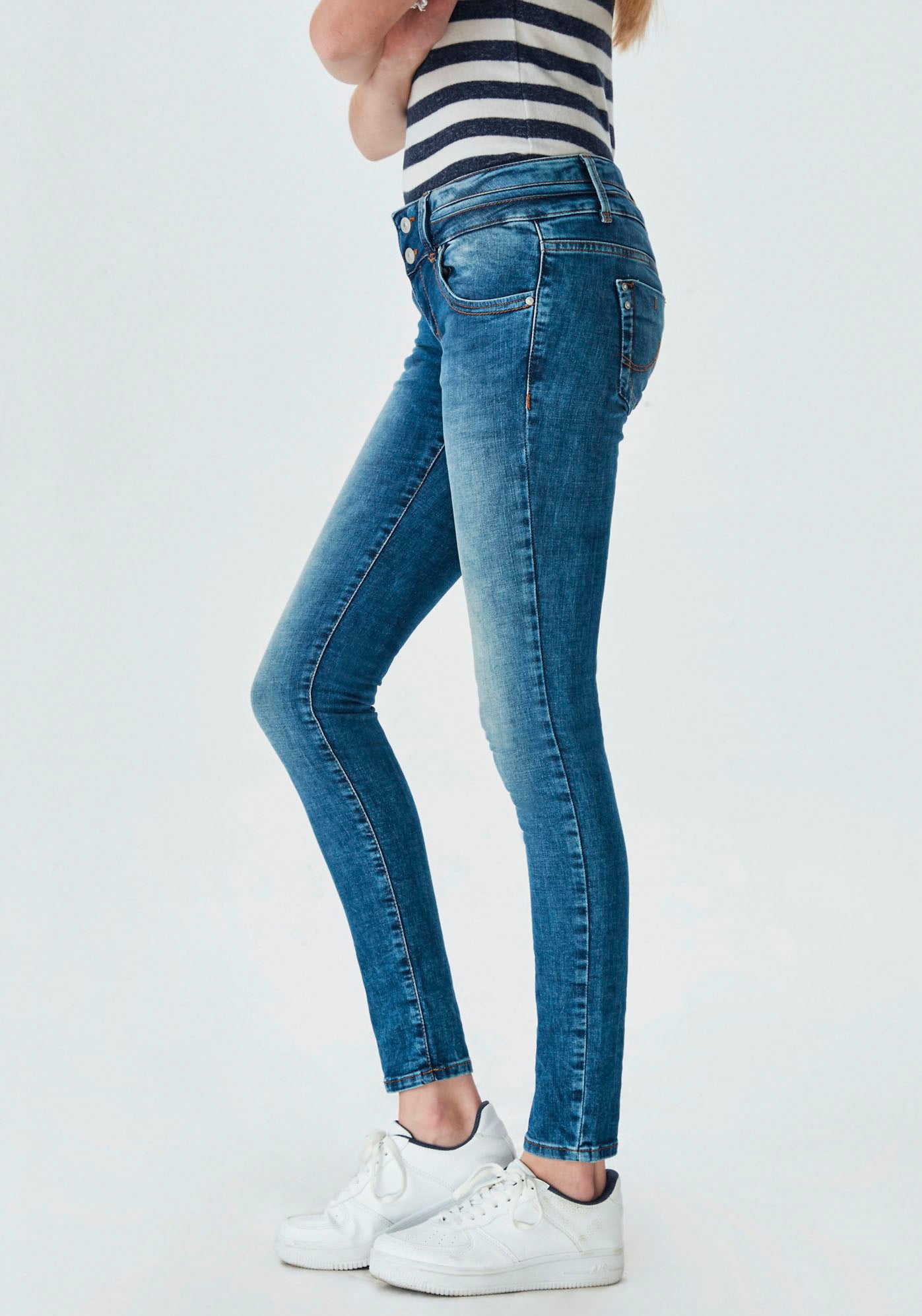 LTB Skinny-fit-Jeans »Julita X«, mit extra-engem Bein, niedriger Leibhöhe und Stretch-Anteil