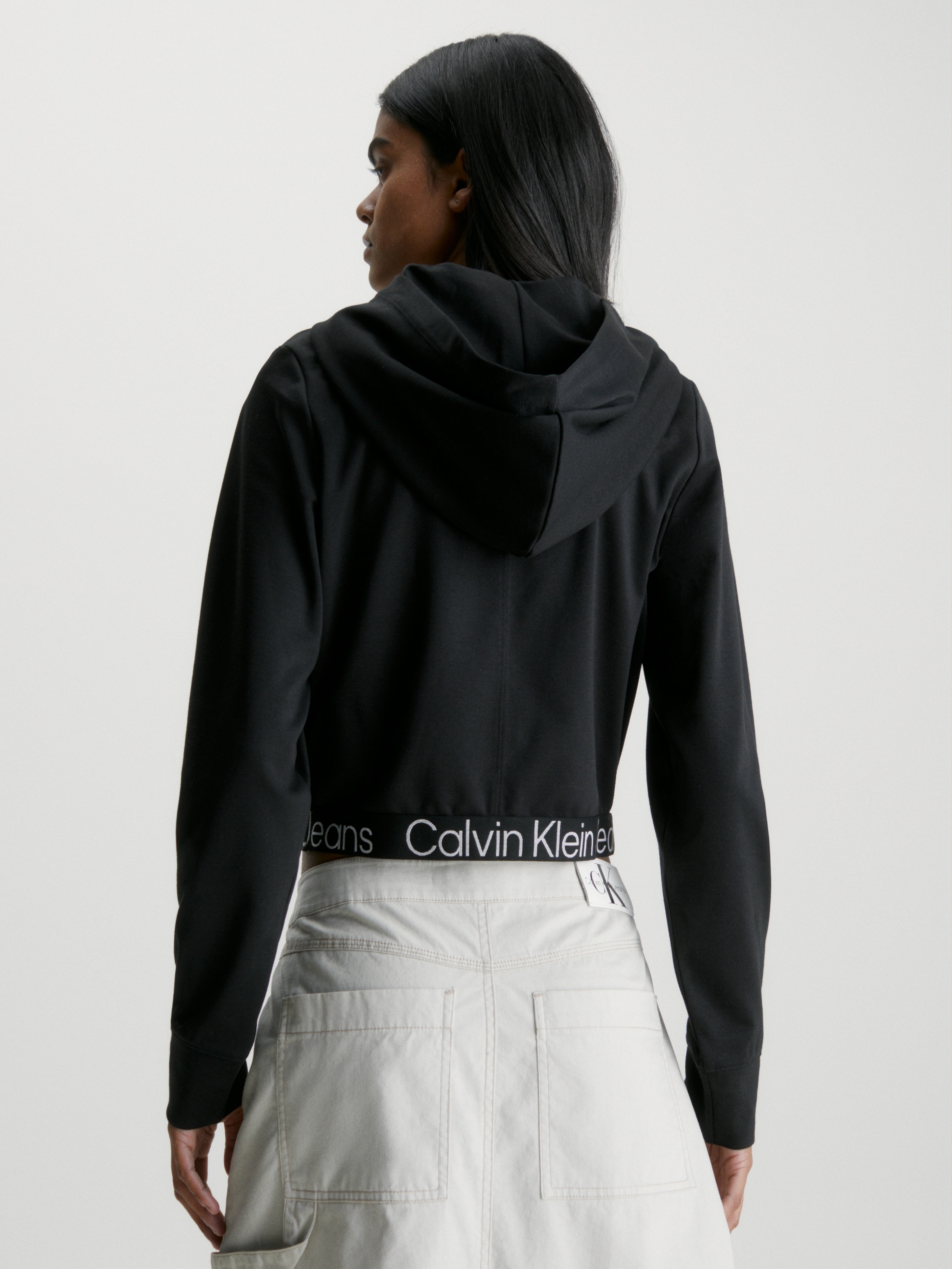 Calvin KLEIN Džinsai Marškinėliai su gobtuvu »TAPE MILANO Bliuzonas su Logoschriftzug