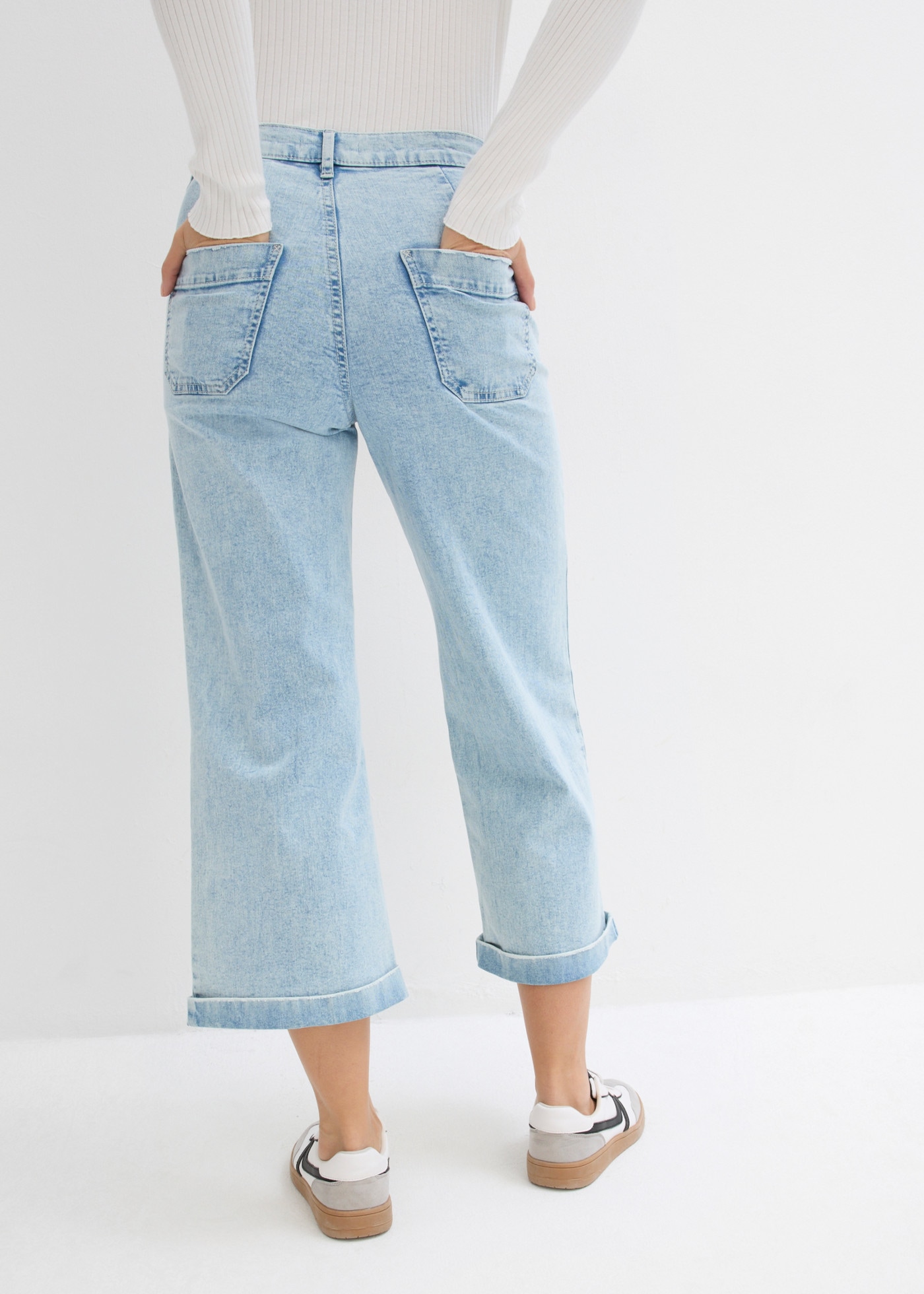 bonprix 7/8-Jeans verkürztes 7/8-Design, weites Bein, Loose Fit, mit Elasthan-Anteil