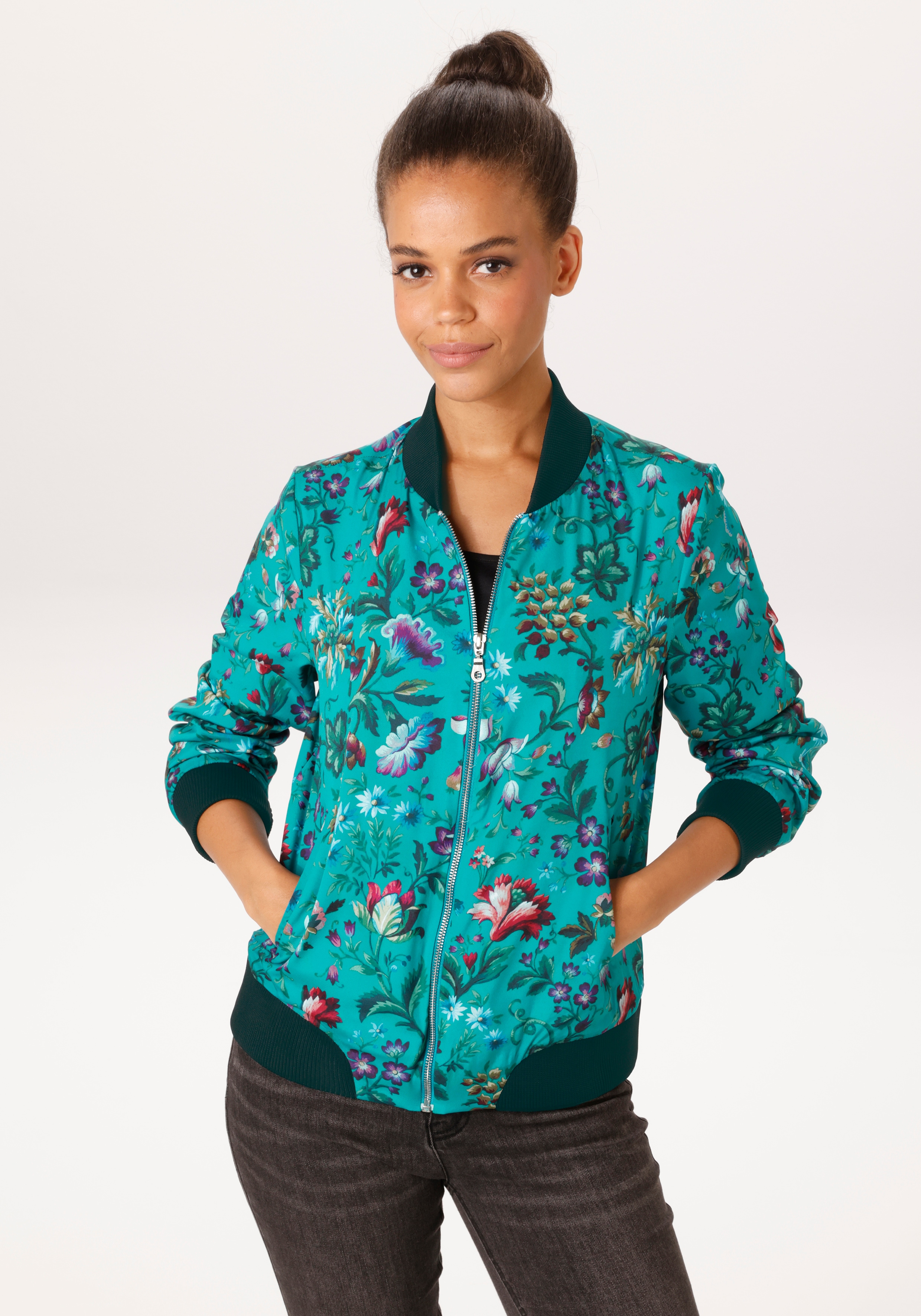 Aniston CASUAL Blouson mir farbharmonischen Blumen bedruckt