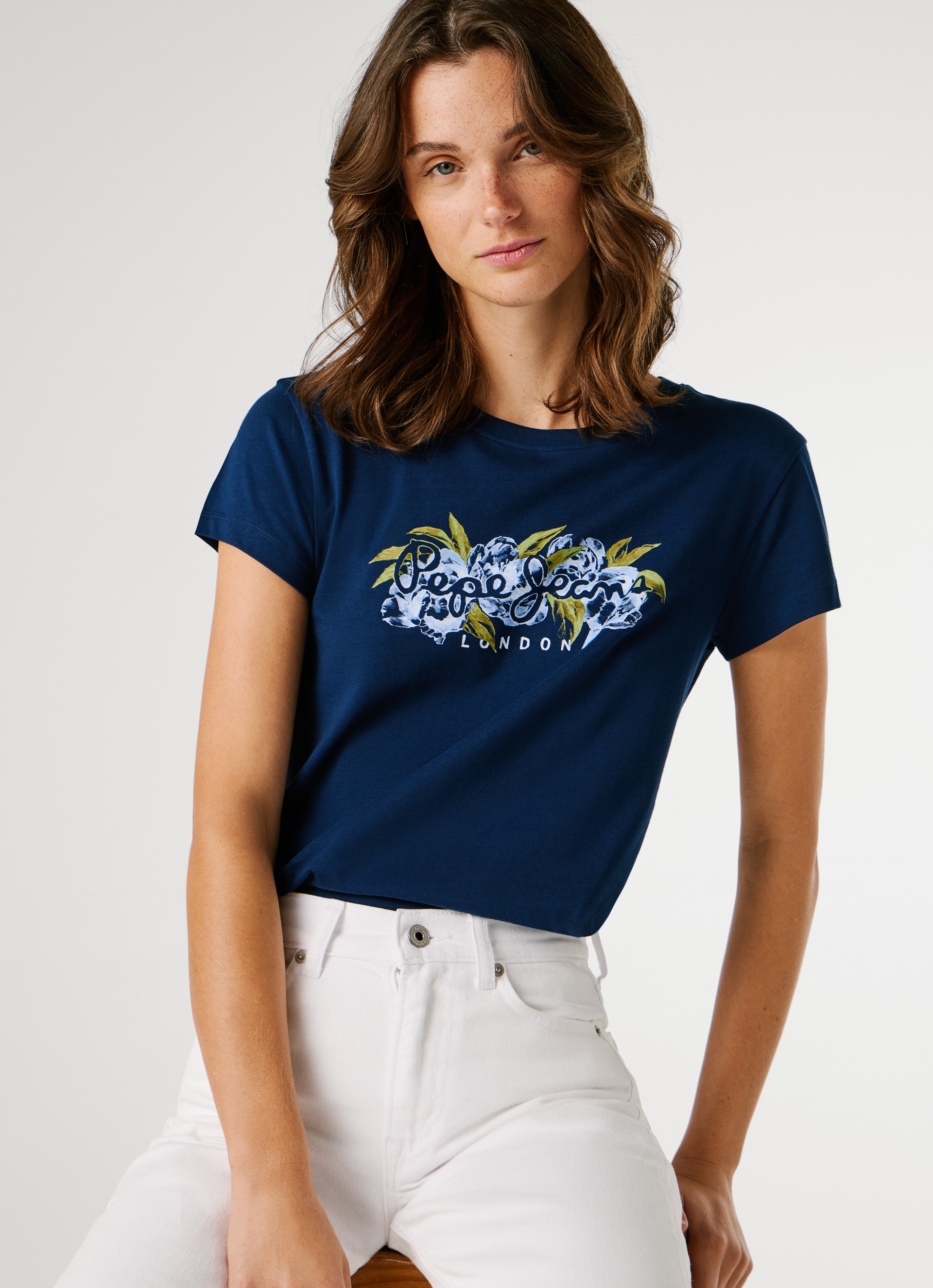 Thumbnail - Pepe Jeans T-Shirt "MAHINA" mit floralem Print