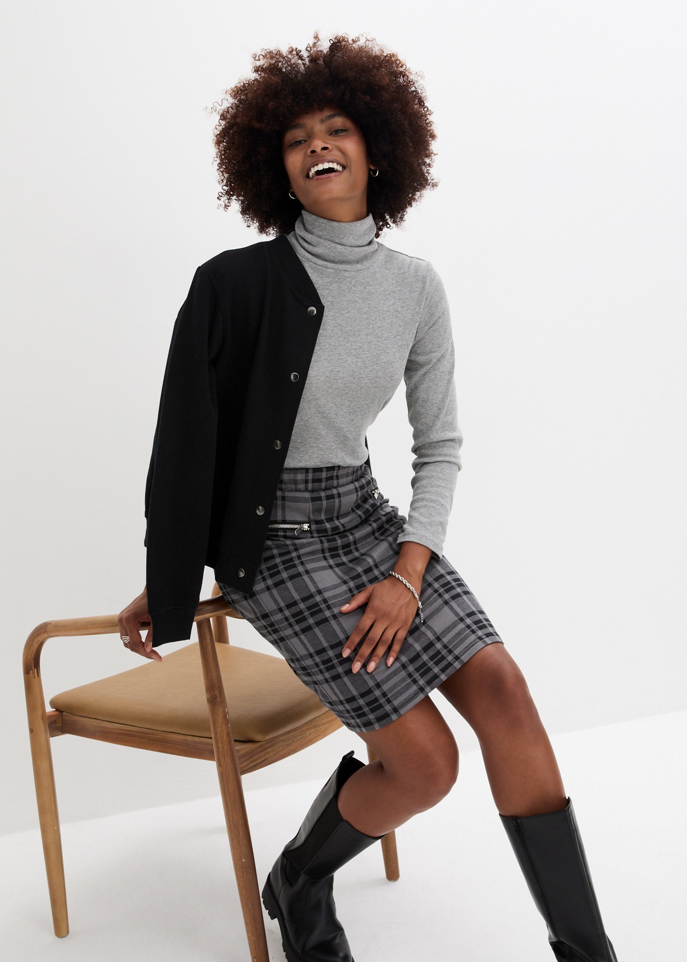 bonprix Jerseyrock »Jersey-Rock« aus Polyester, Viskose und Elasthan, Minirock-Länge, mit Gummizug