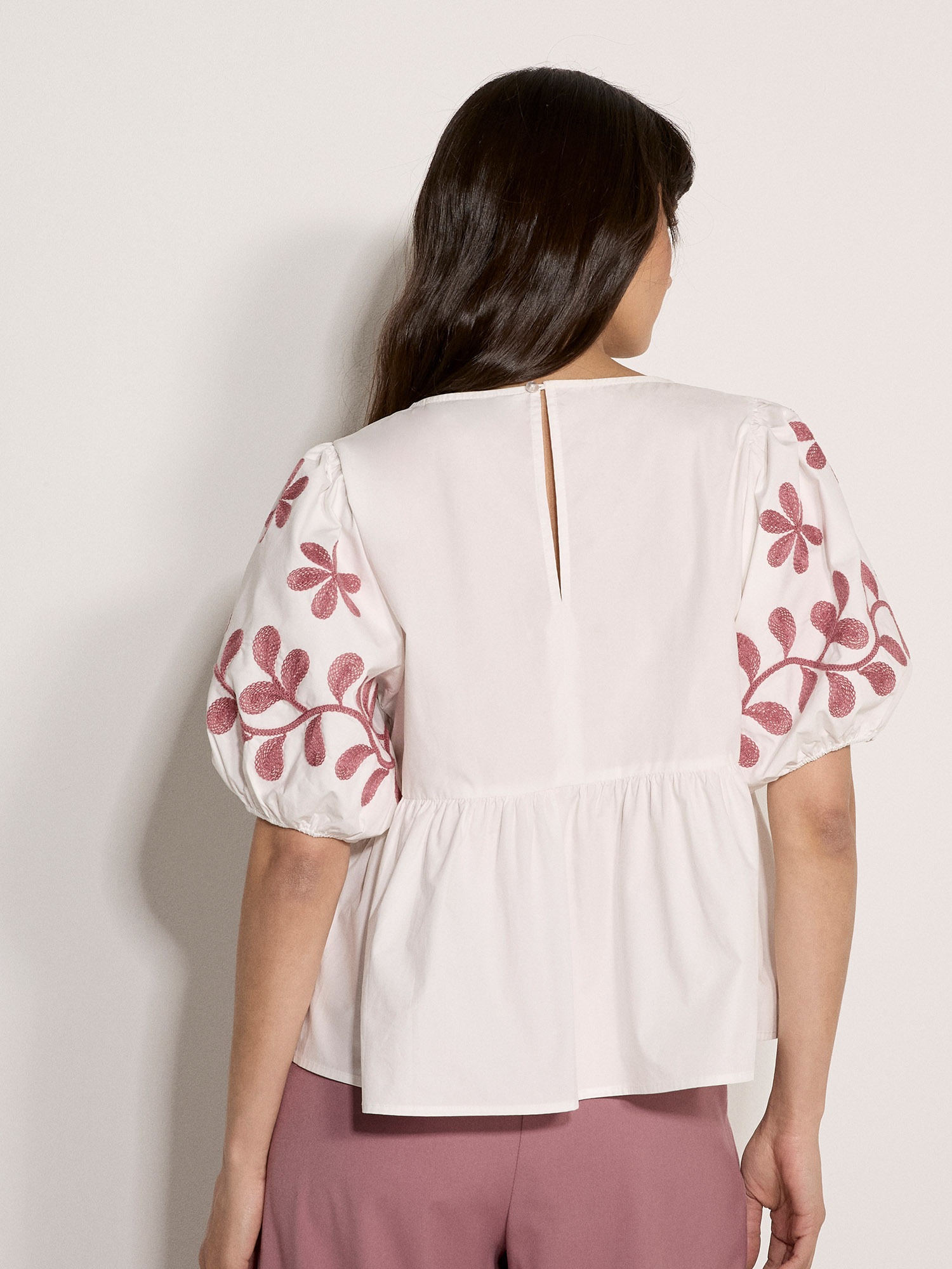 Apricot Klassische Bluse »Blusenoberteil mit Blumenstickerei und Schößchen« mit Schößchen