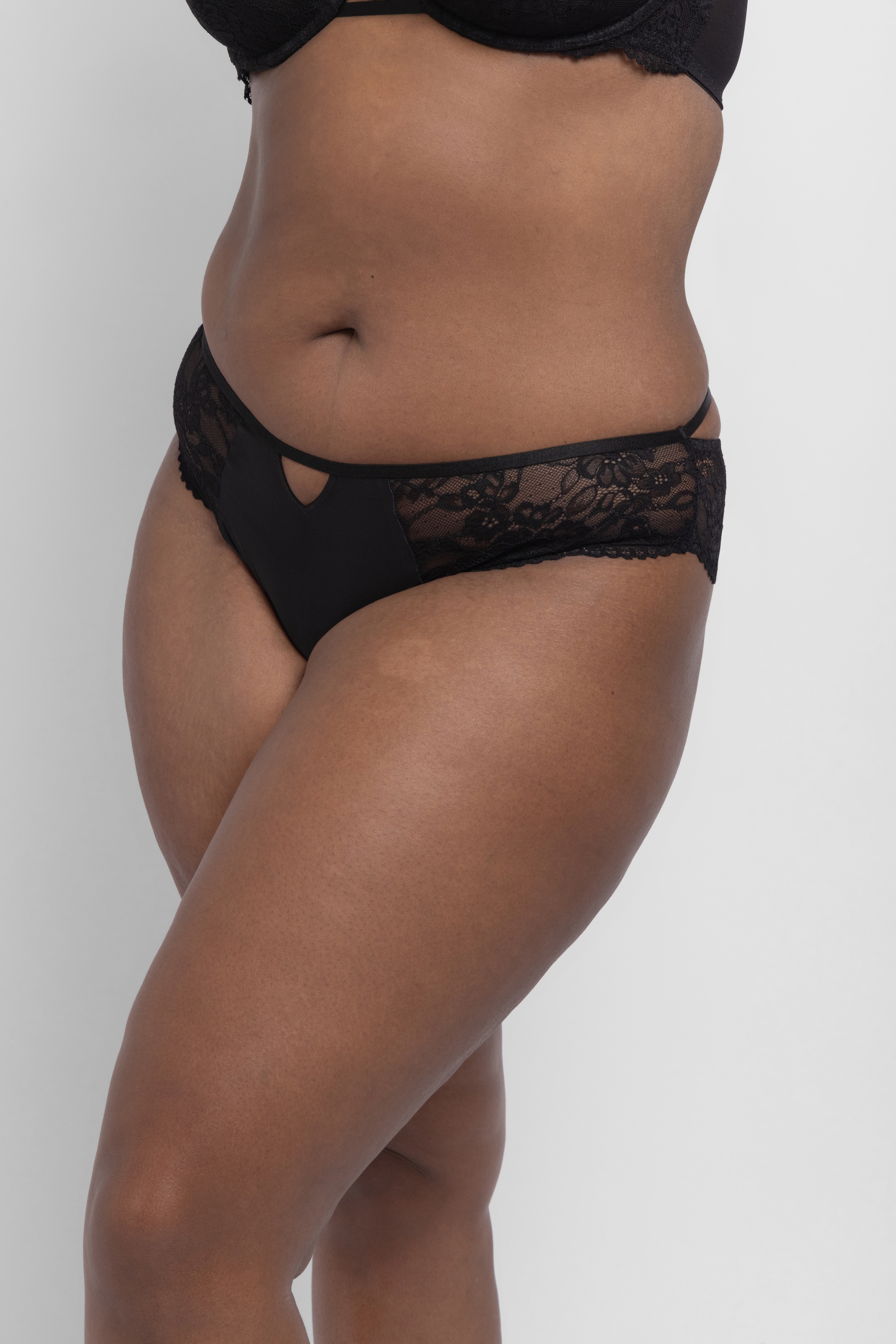 Dorina Hipster "Jill (Valentine)" mit ultrafeiner Spitze und Satin günstig online kaufen