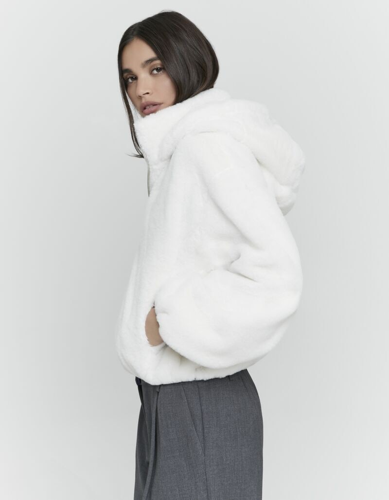 Tally Weijl Kapuzenplüschjacke »SJAFFTIDE« mit Kapuze weich, mit Kapuze und Stehkragen im oversized Fit