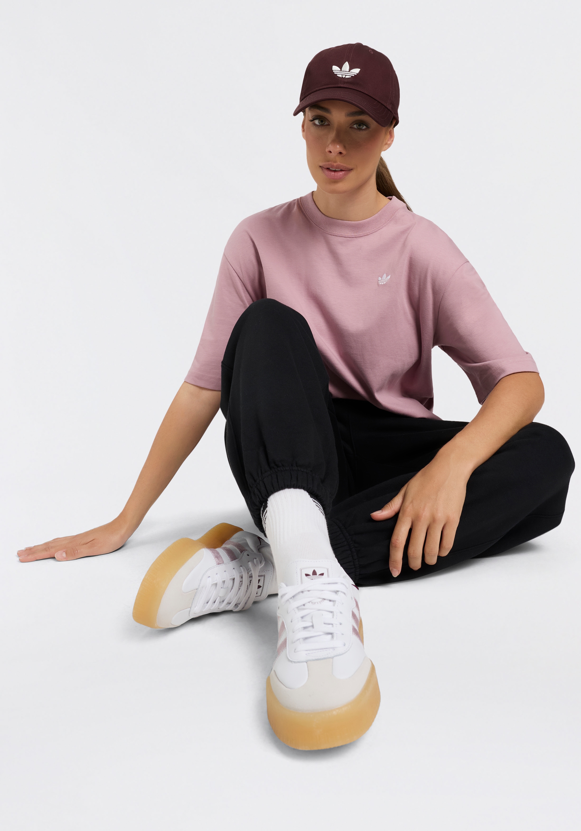 adidas Originals Sporthose »ESSENTIALS, LOCKERE PASSFORM«  mit Gummizug, für Erwachsene, aus Baumwolle, normale Weite