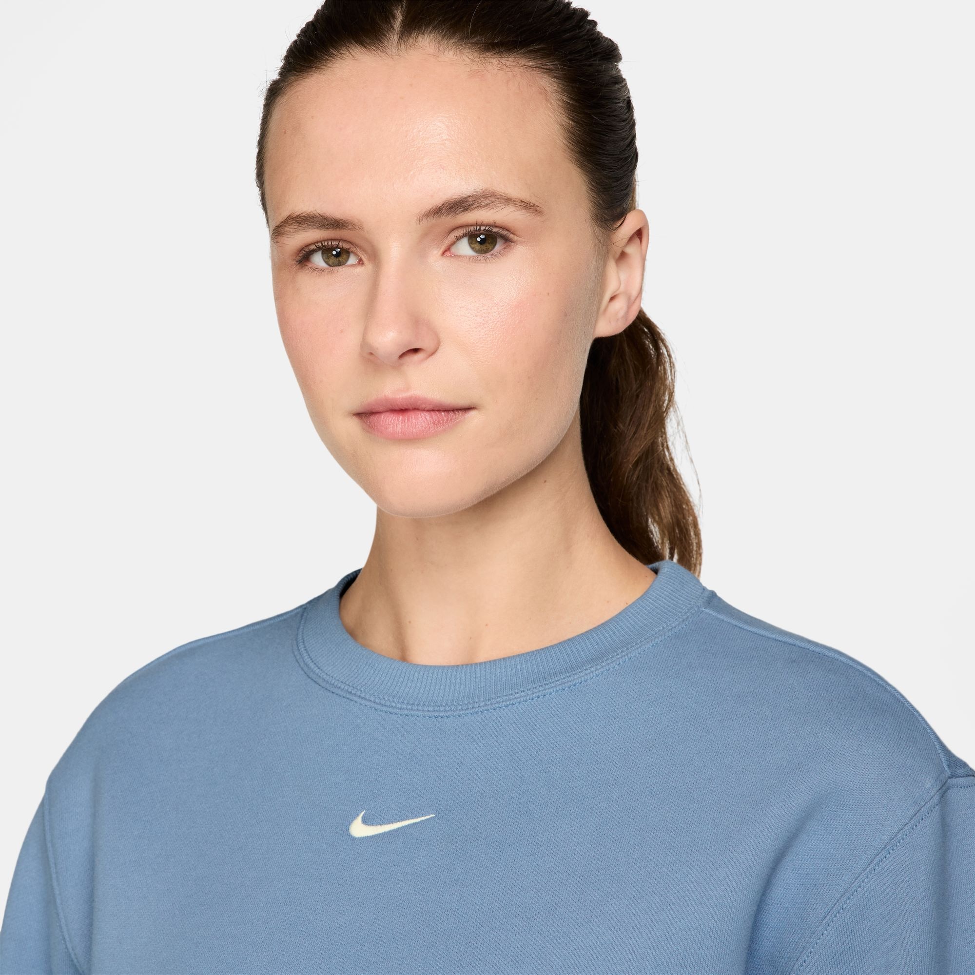 Nike Sportswear Sweatshirt »W NK STDO FLC MW STD CREW«, mit Rundhalsausschnitt, in normaler Länge
