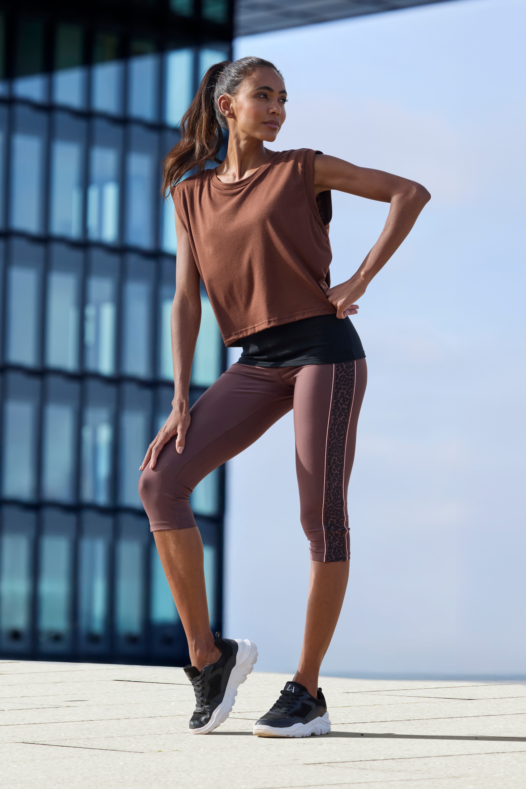 LASCANA ACTIVE 2-in-1-Shirt, im doppellagigen Look günstig online kaufen