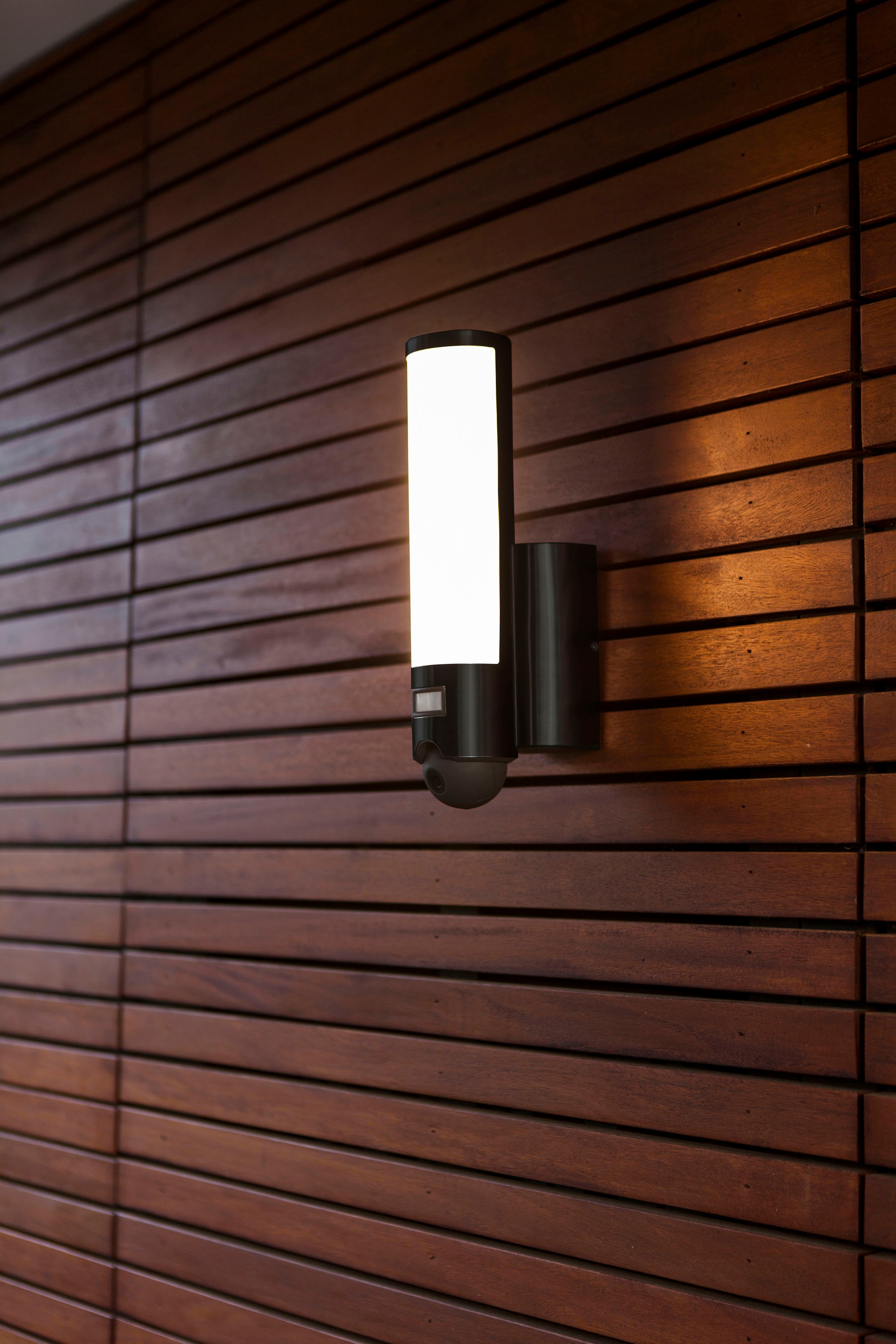 Smarte BAUR | LED-Leuchte »ELARA«, Smart-Home Kameraleuchte LUTEC