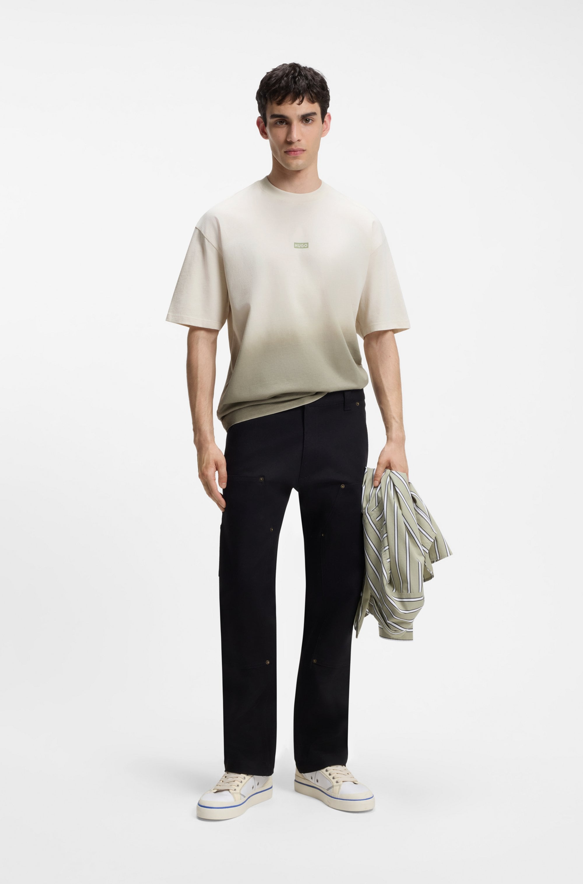 HUGO T-Shirt »Nalono_F« mit Farbverlauf, Loose Fit, Rückendruck