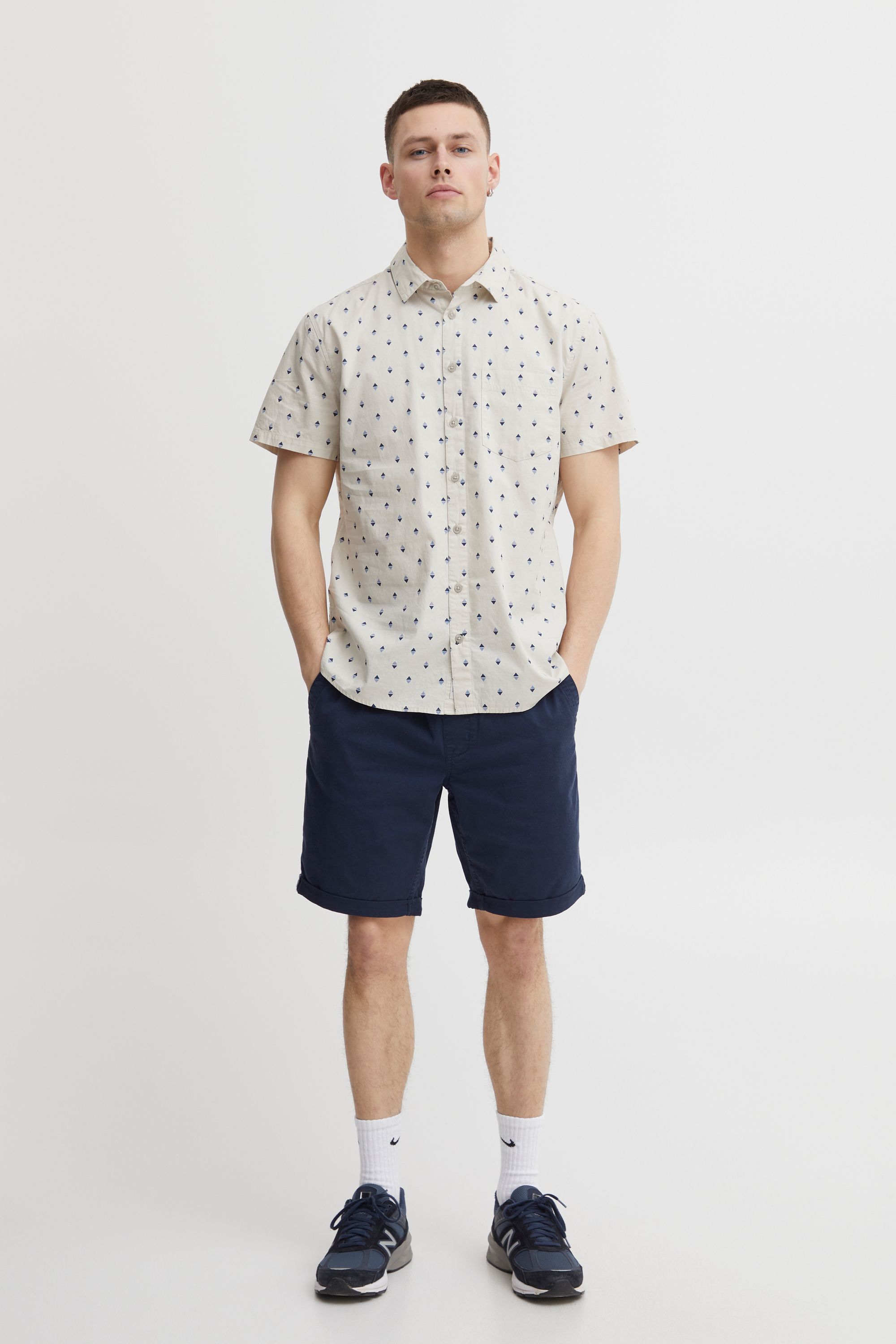 Thumbnail - Blend Kurzarmhemd "BHShirt" Stilvolles Hemd mit kurzen Ärmeln