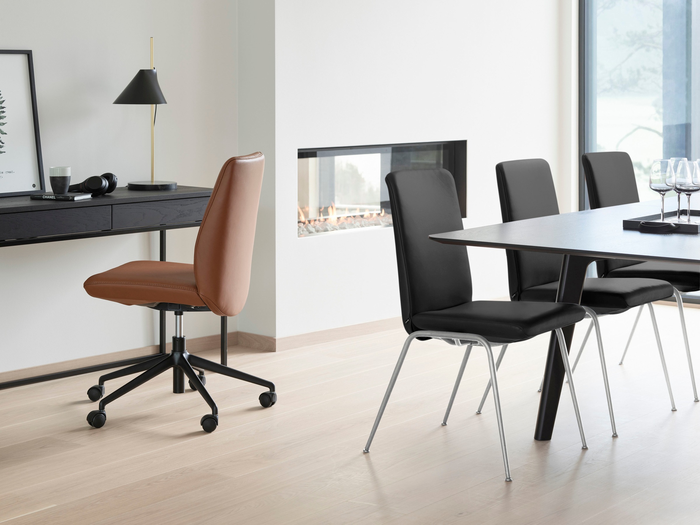 Stressless® Polsterstuhl »Laurel«, Leder BATICK, Low Back, Größe L, mit Beinen aus Stahl in Schwarz matt